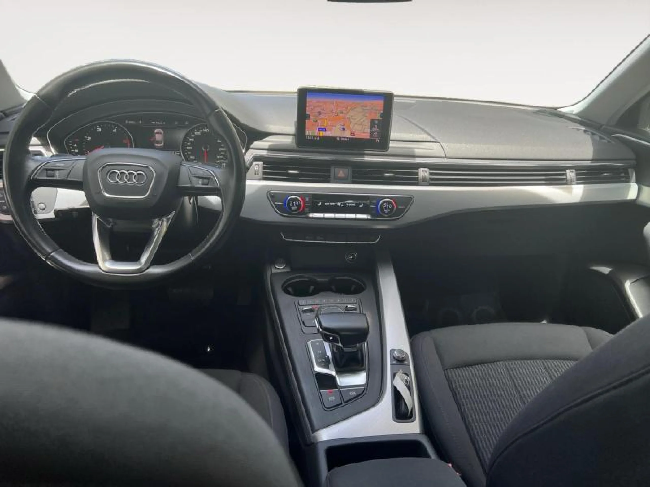 AUDI A4 2.0 TDI 150CV S TRONIC - Foto 8