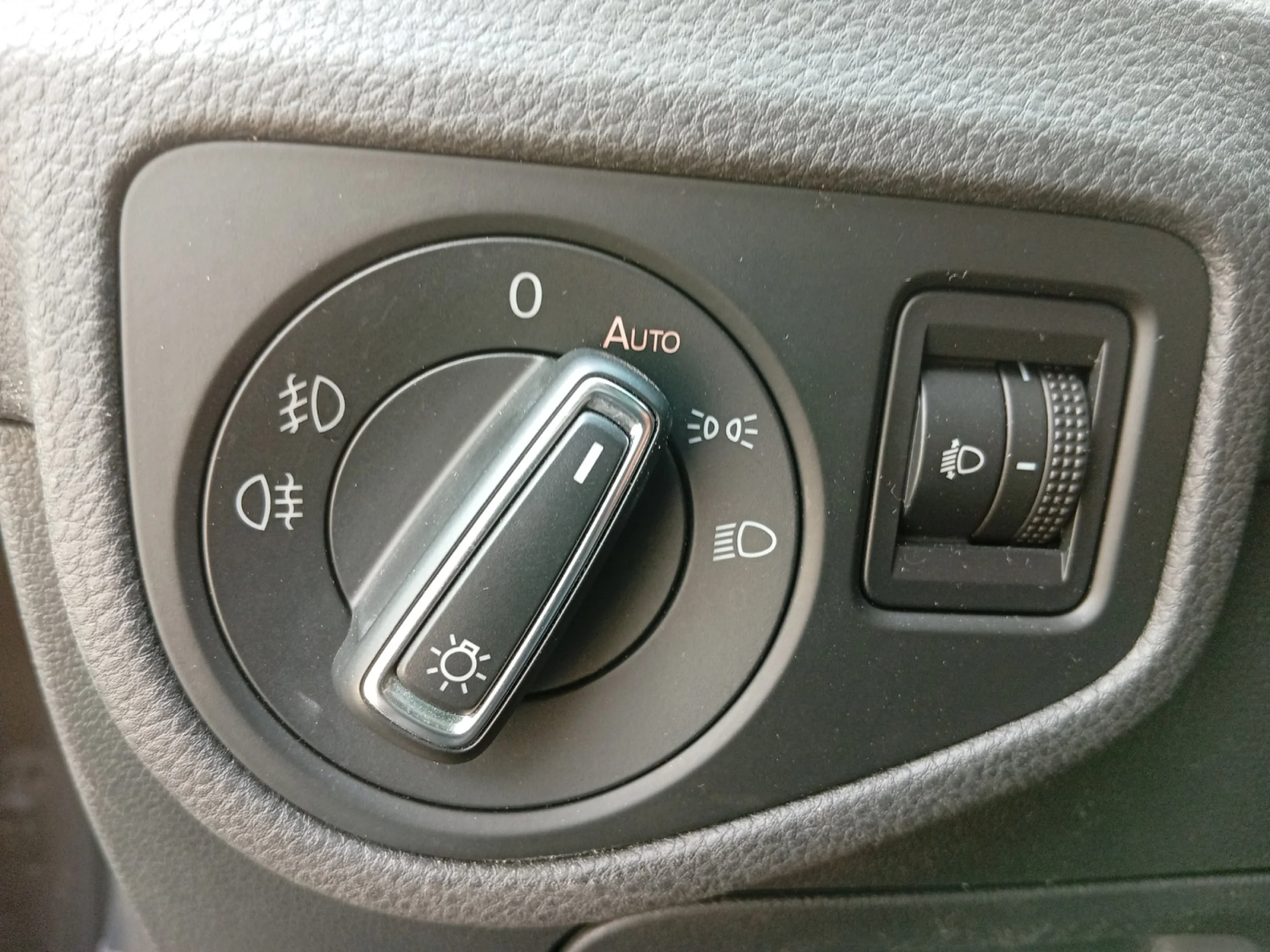VOLKSWAGEN GOLF SPORTSVAN BUSINESS 1.6 TDI BMT - Foto 12