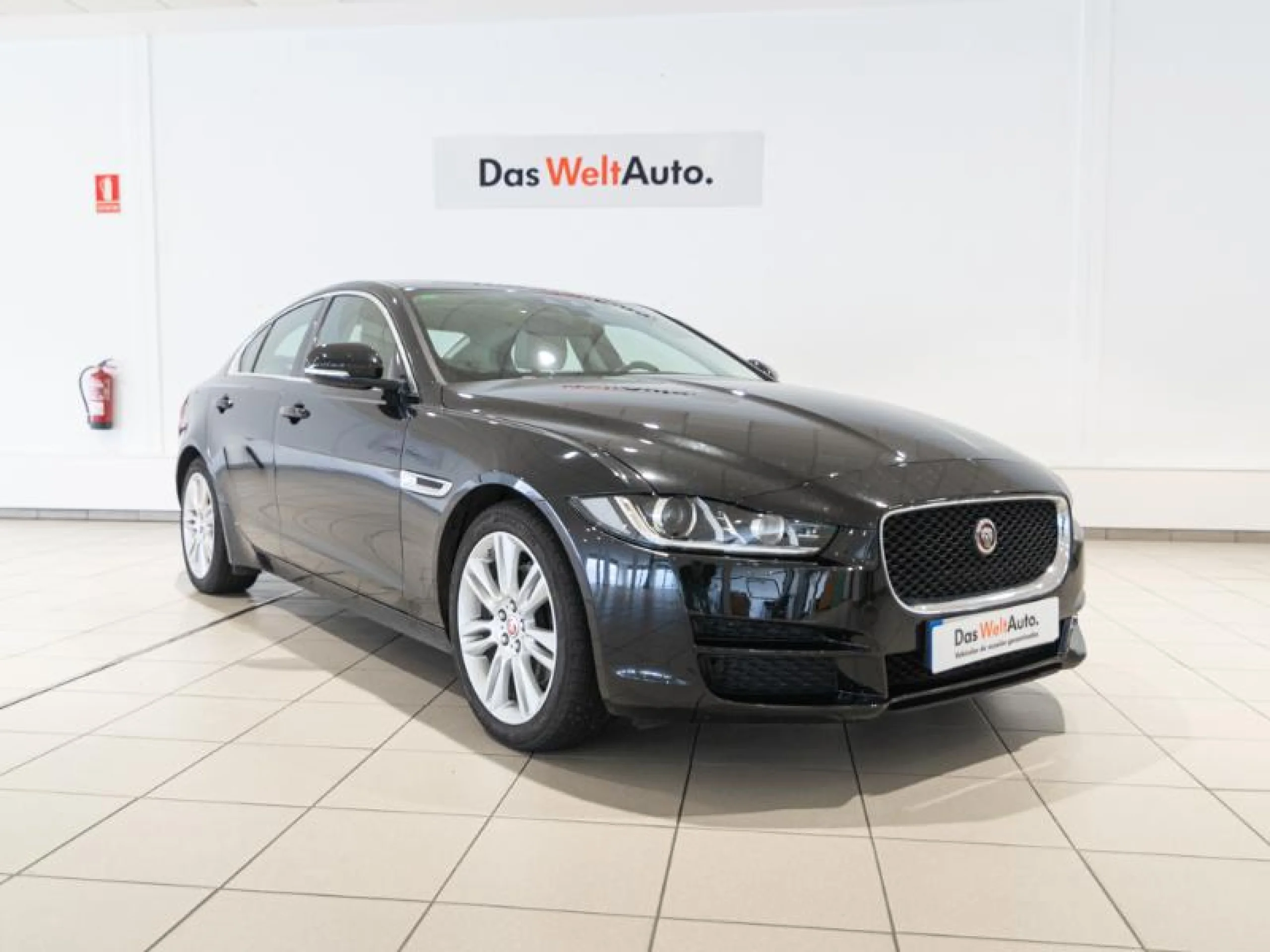 JAGUAR XE 2.0 AJ200D DIESEL AUTO RWD XE PRESTIGE - Foto 1