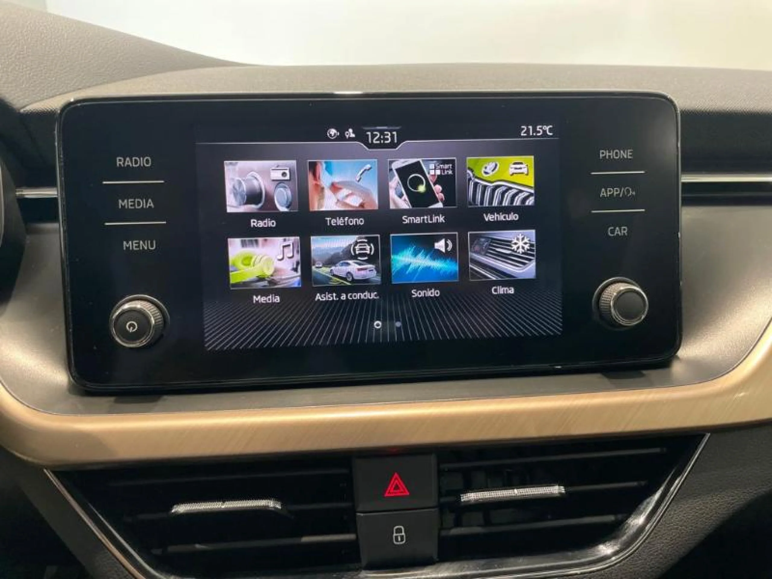 SKODA SCALA 1.0 TSI 81KW (115CV) DSG STYLE - Foto 12