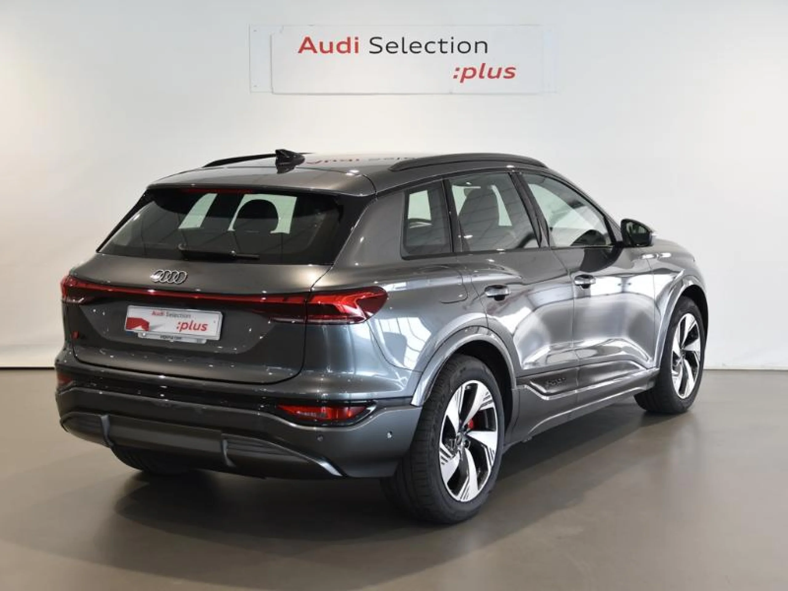 AUDI Q6 FIRST EDITION E TRON PERFORMANCE - Foto 2