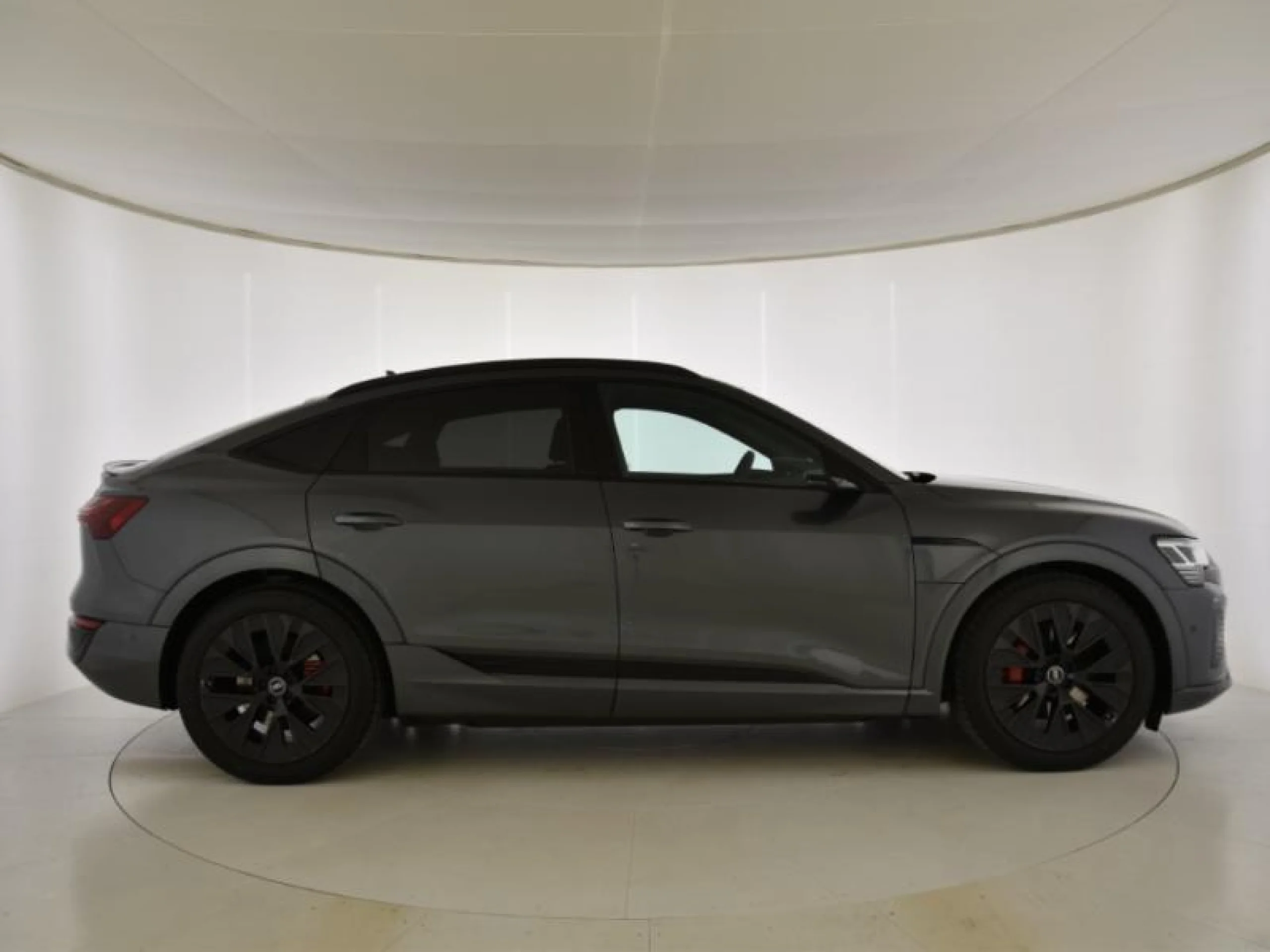 AUDI E TRON SPORTBACK BLACK LINE 55 QUATTRO - Foto 3