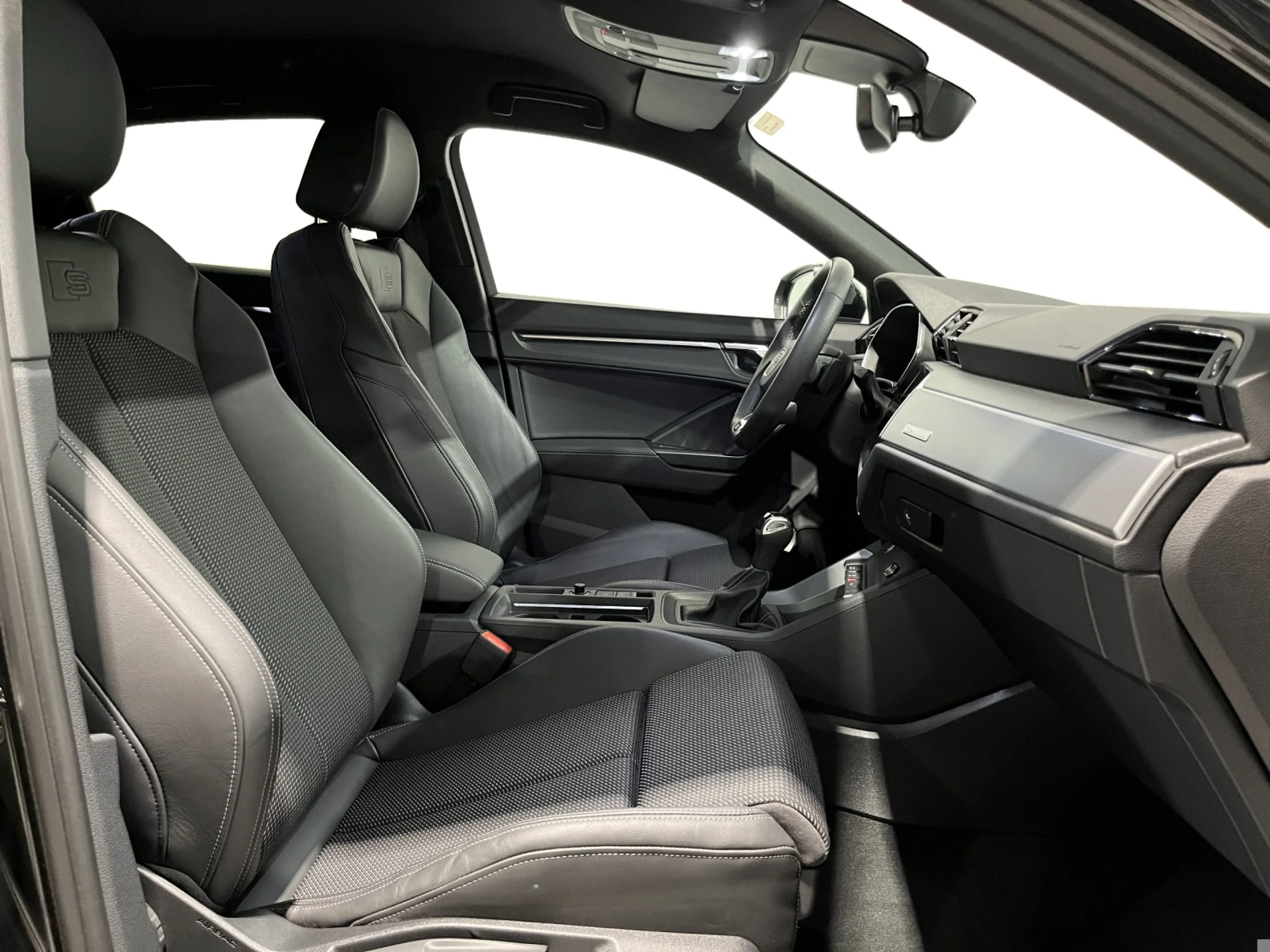 AUDI Q3 SPORTBACK BLACK LINE 35 TDI 110KW (150CV) S TRONIC - Foto 5