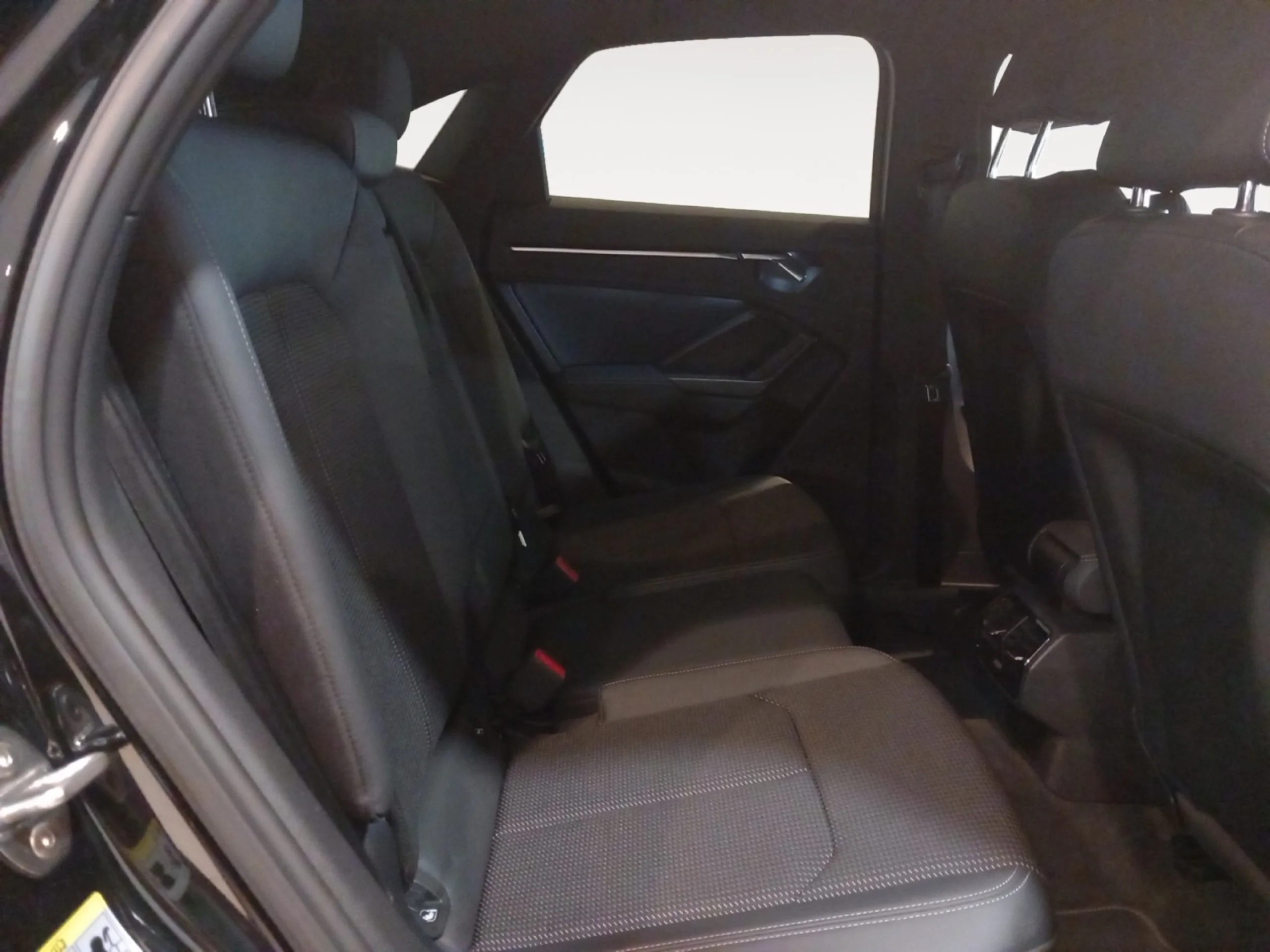 AUDI Q3 SPORTBACK BLACK LINE 35 TDI 110KW (150CV) S TRONIC - Foto 6