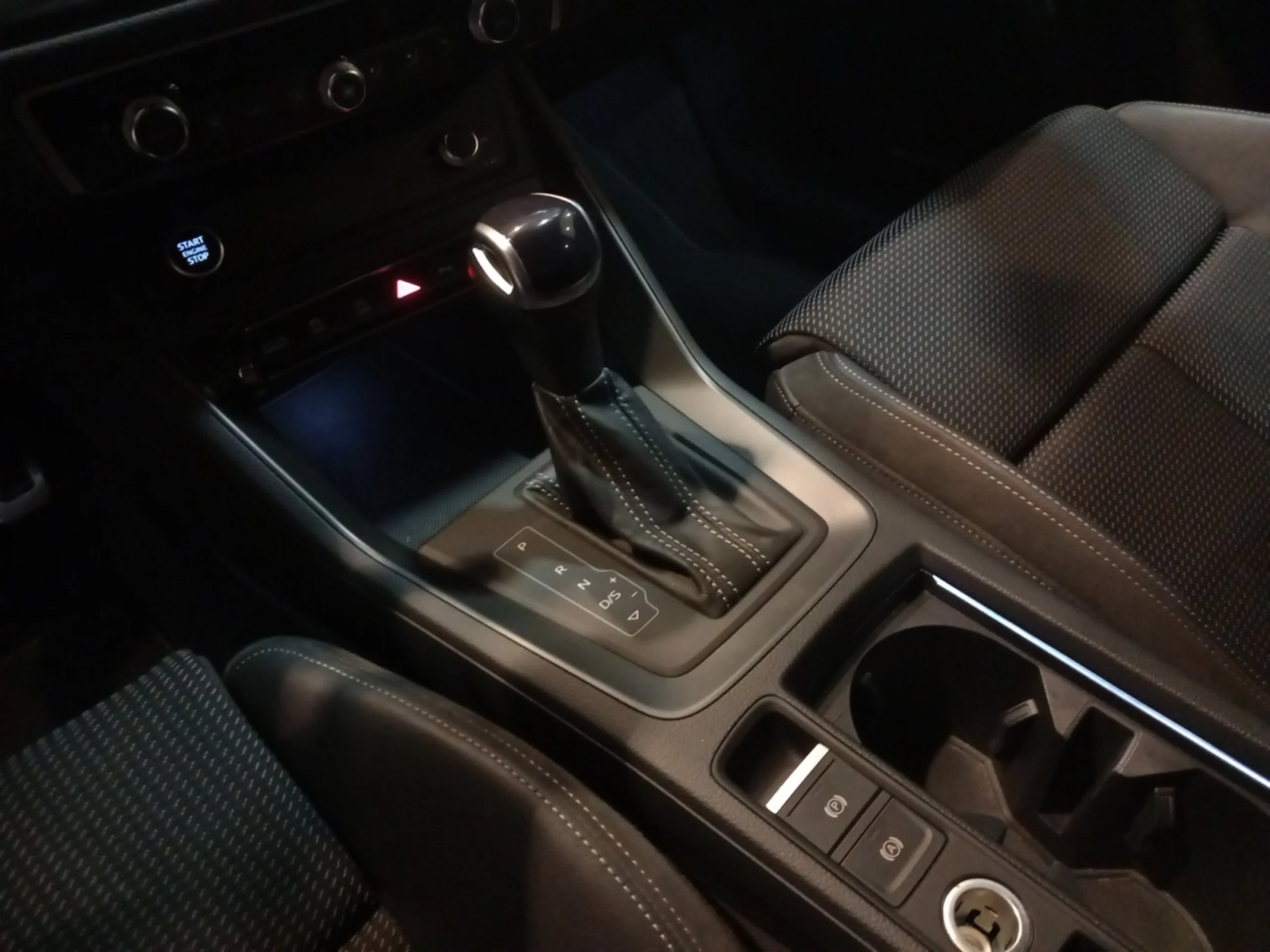 AUDI Q3 SPORTBACK BLACK LINE 35 TDI 110KW (150CV) S TRONIC - Foto 14