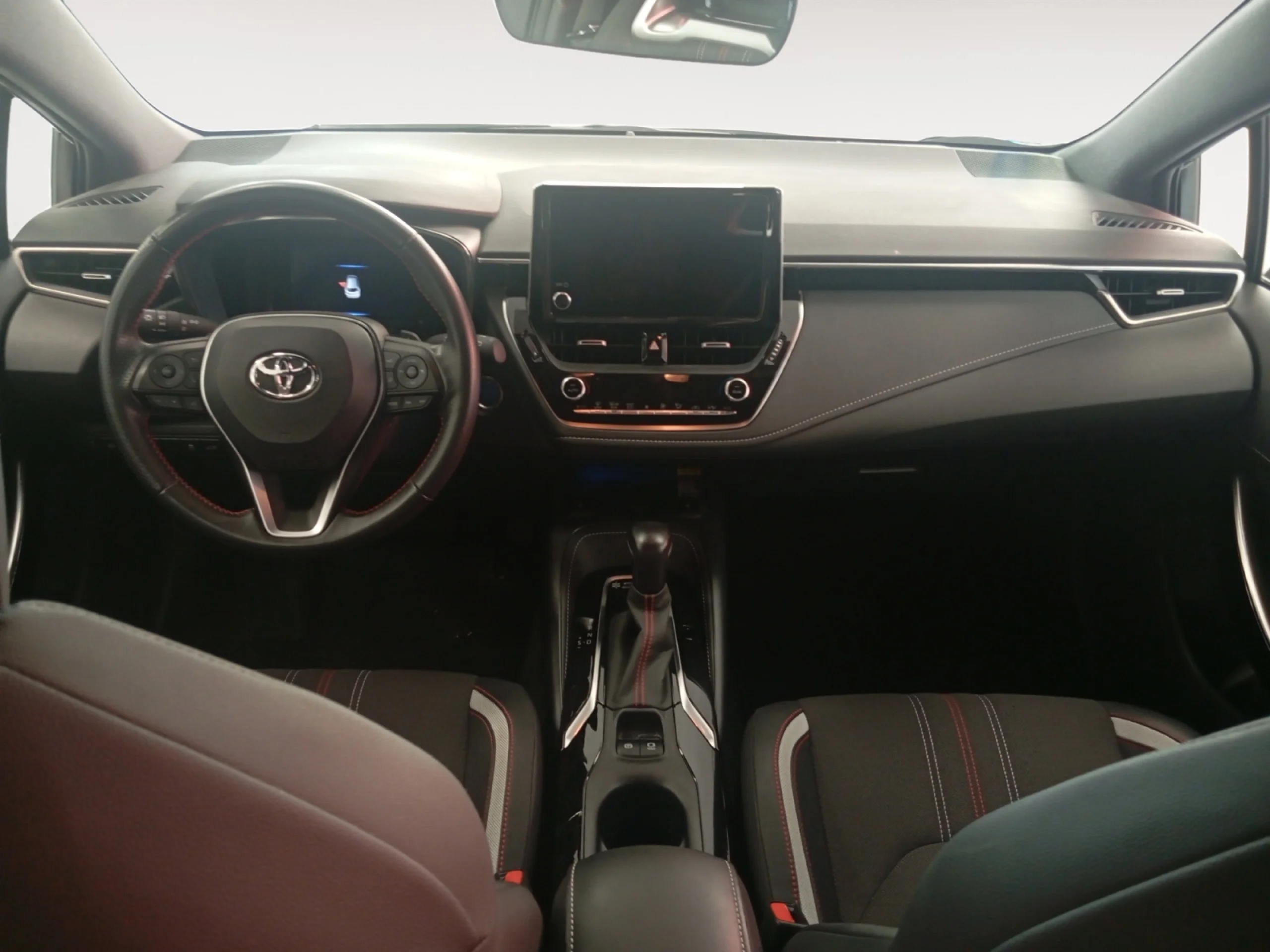 TOYOTA COROLLA 2.0 180H GR SPORT E CVT TOURING SPORT - Foto 4