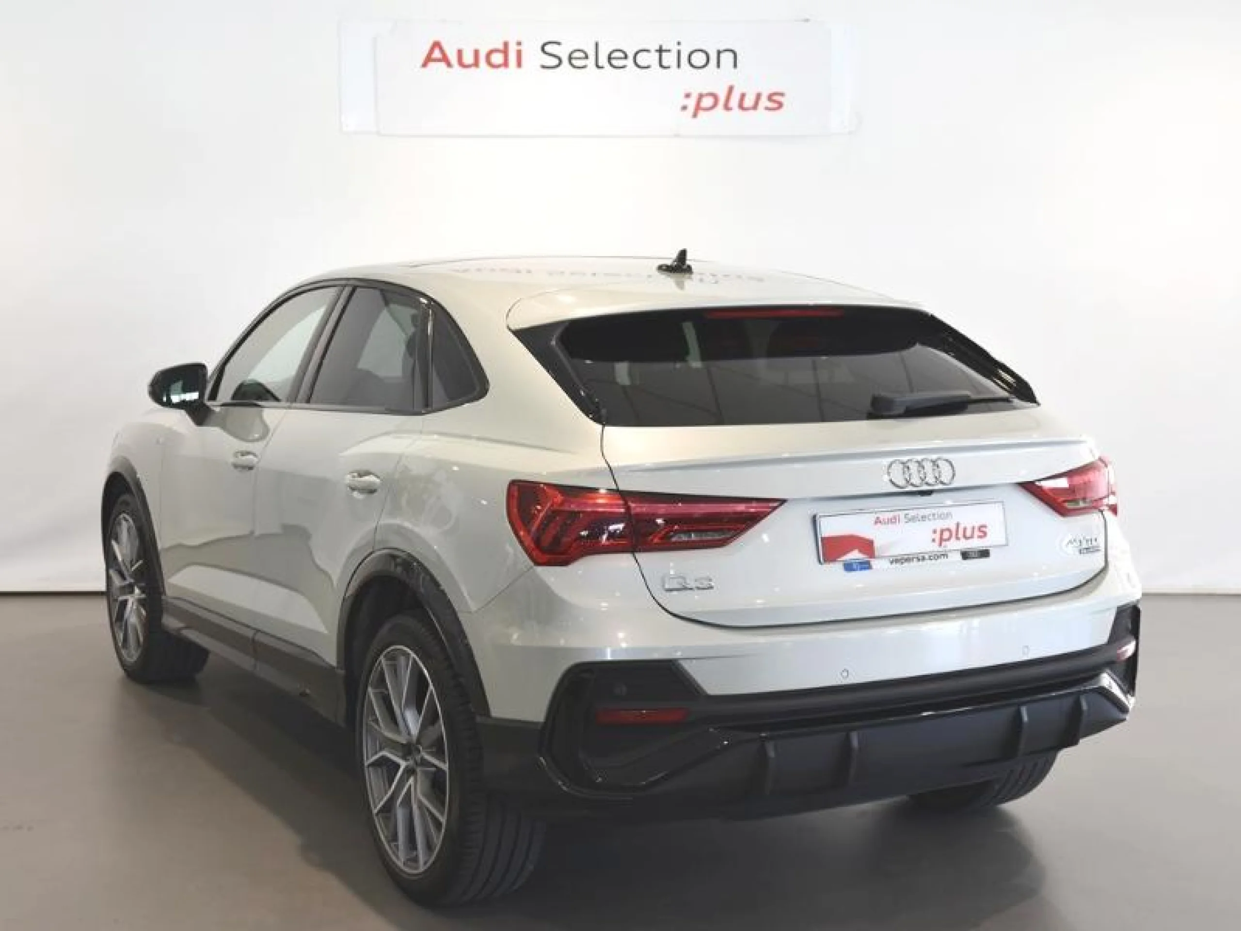 AUDI Q3 40 TDI 147KW S TRONIC QUATTRO BLACK LINE - Foto 2