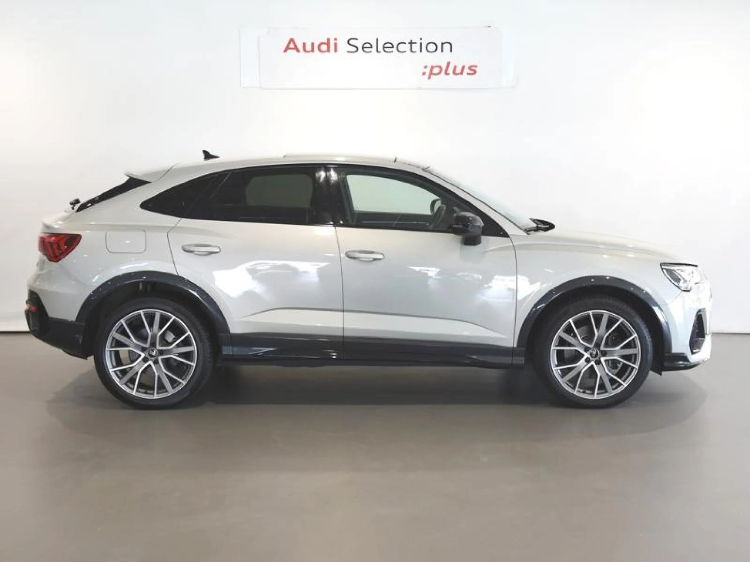 AUDI Q3 40 TDI 147KW S TRONIC QUATTRO BLACK LINE - Foto 3