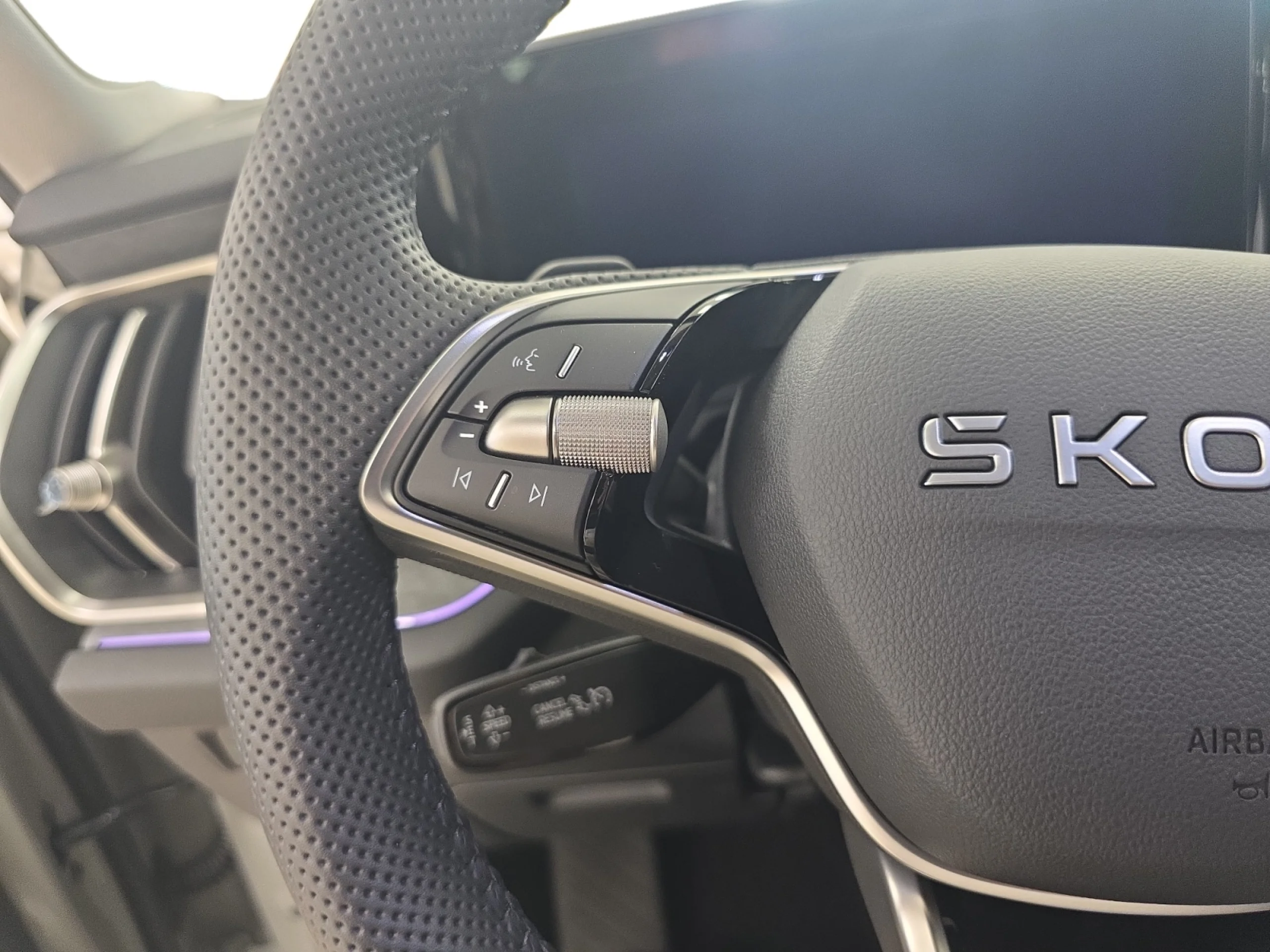 SKODA KODIAQ 1.5 TSI 150KW DSG PHEV DESIGN - Foto 11