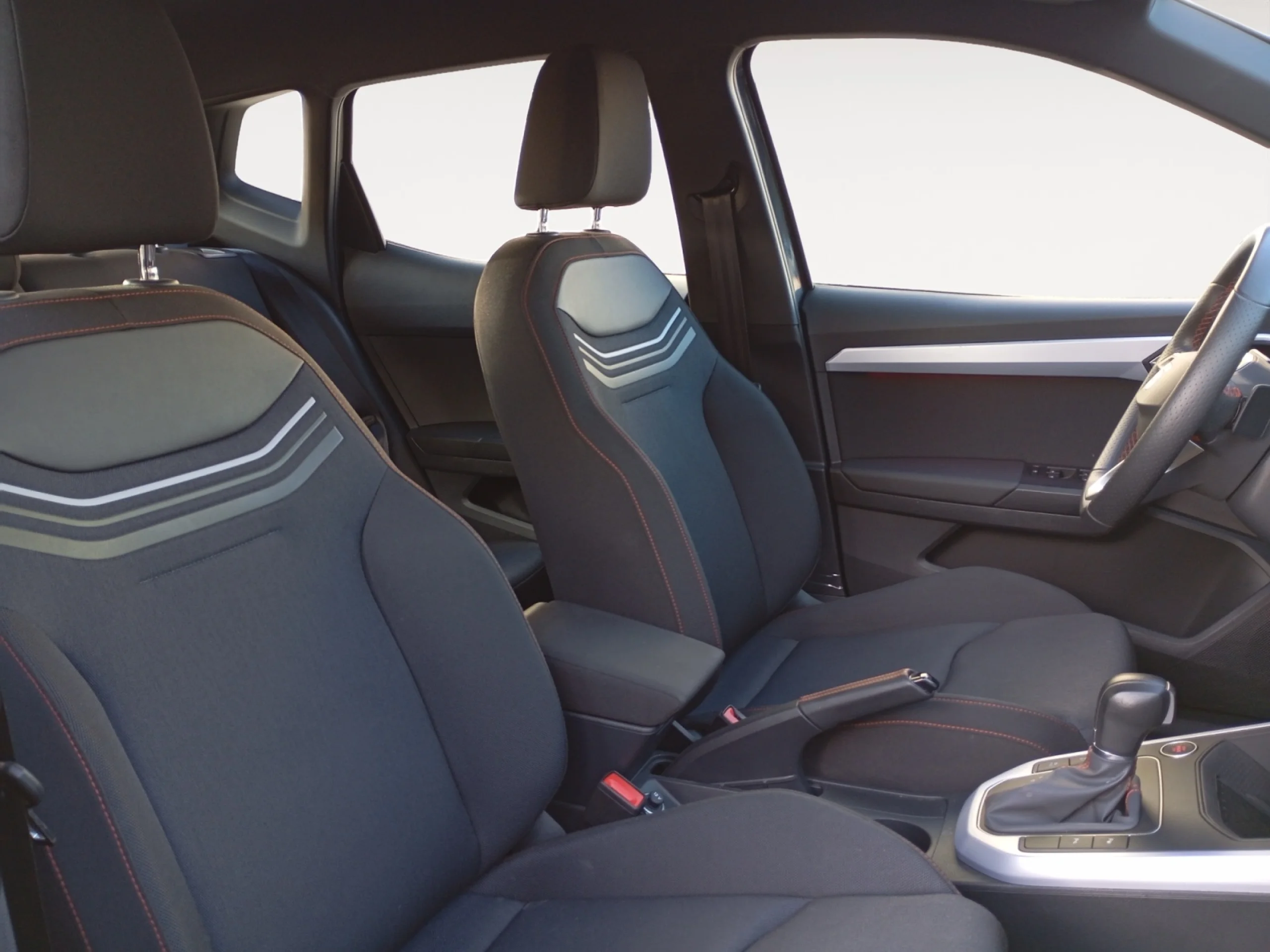 SEAT ARONA 1.0 TSI 85KW (115CV) DSG FR XM - Foto 5