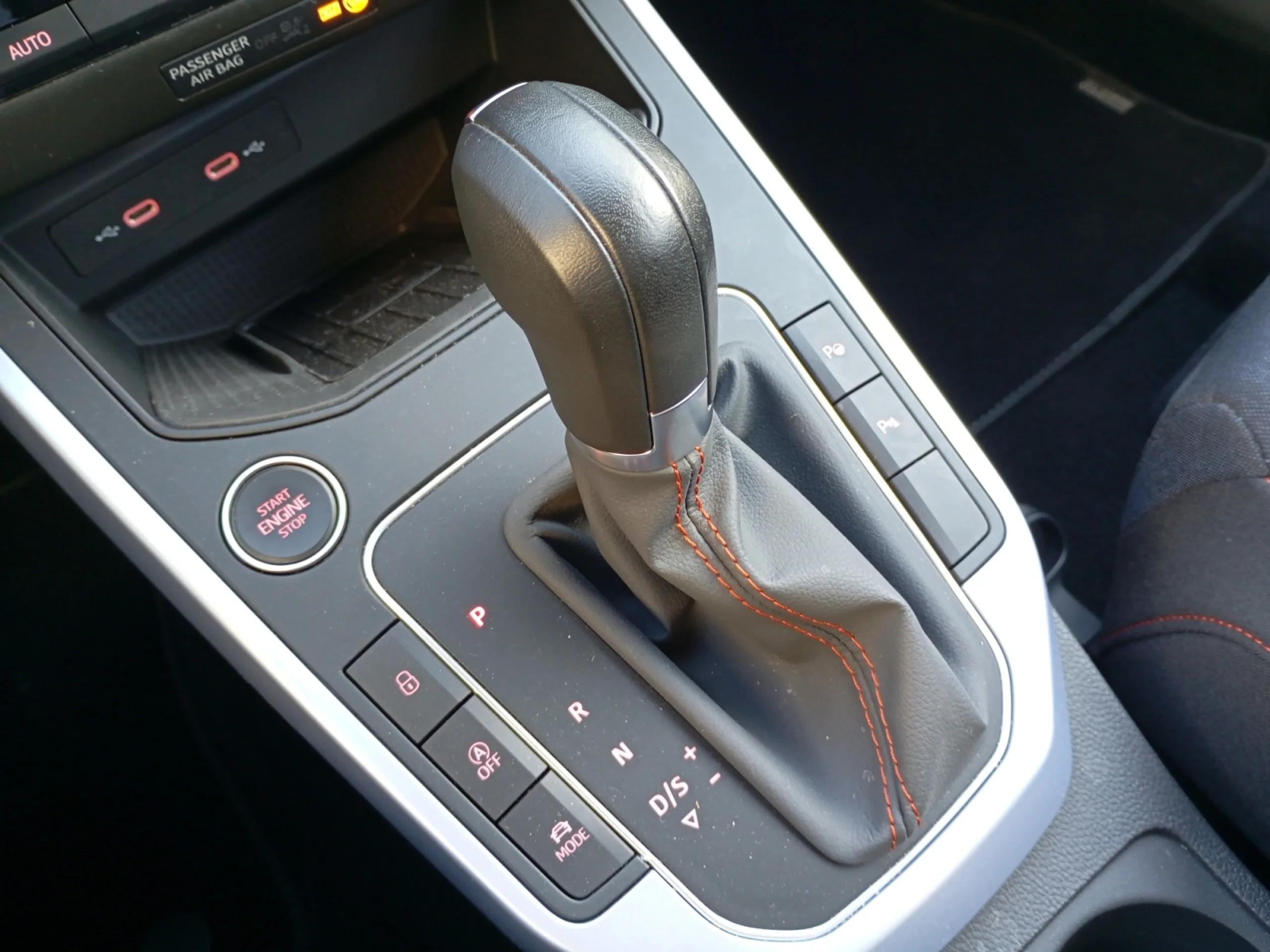 SEAT ARONA 1.0 TSI 85KW (115CV) DSG FR XM - Foto 14