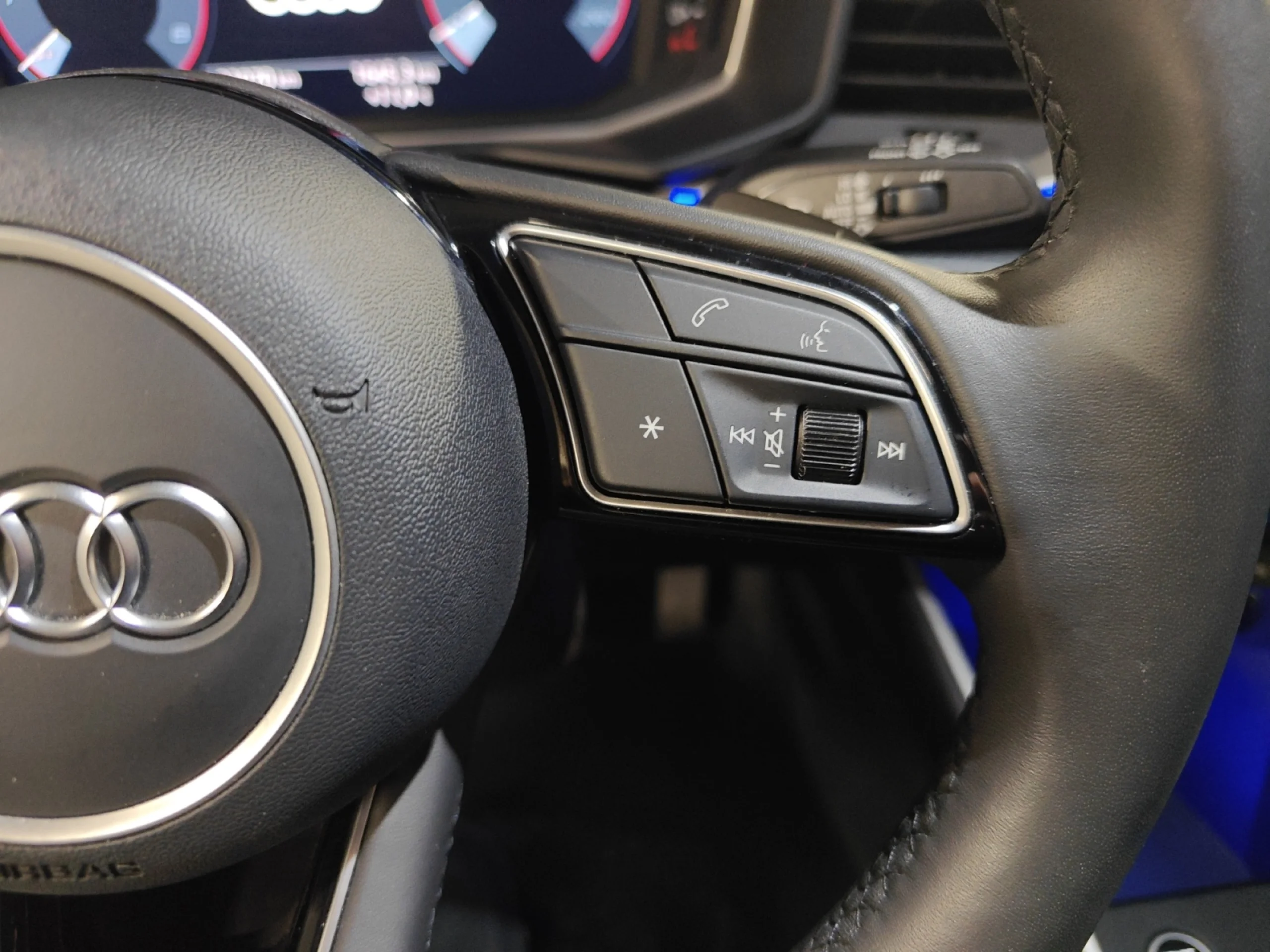 AUDI A1 SPORTBACK ADRENALIN 30 TFSI 85KW (116CV) - Foto 10