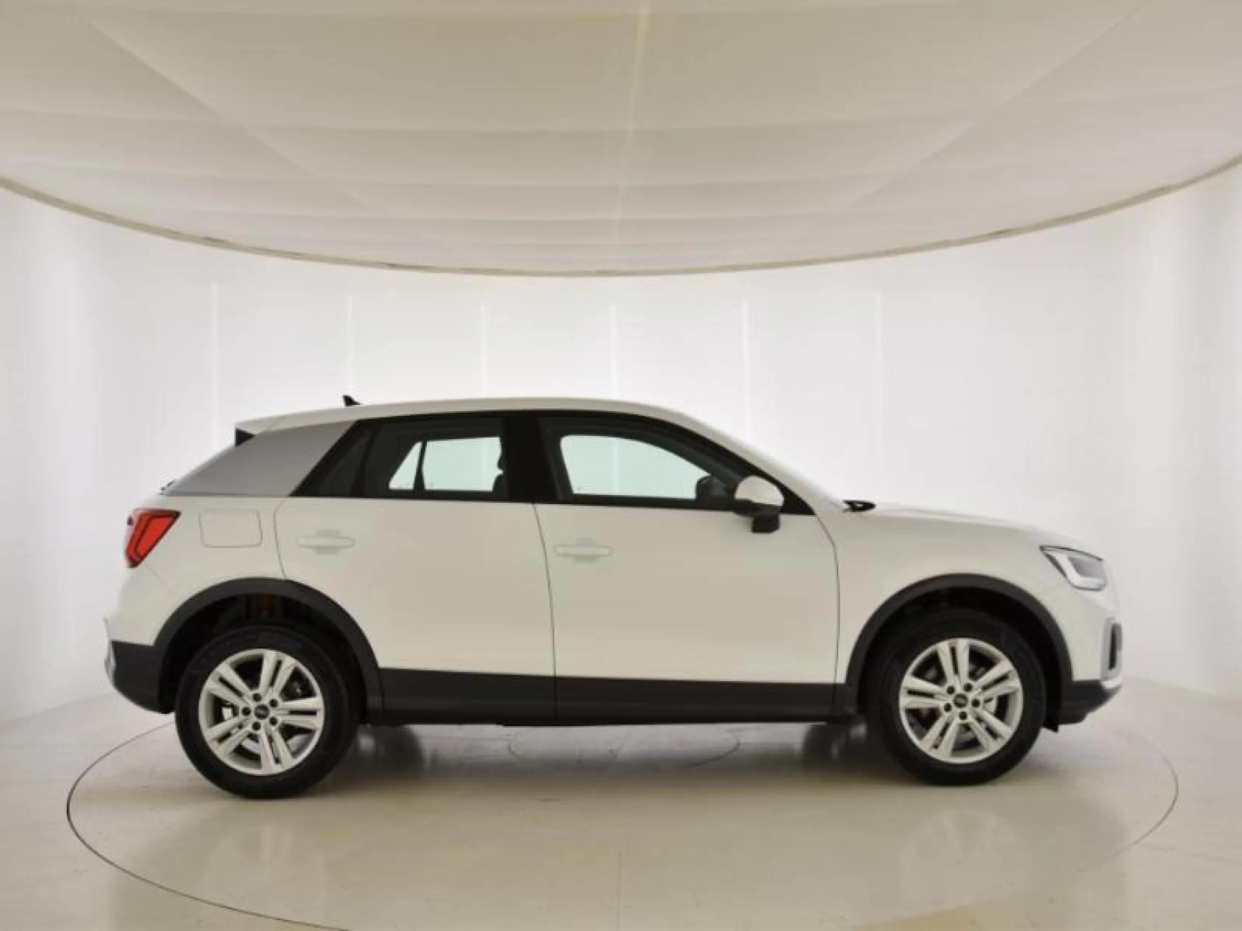 AUDI Q2 ADVANCED 30 TDI 85KW (116CV) S TRONIC - Foto 3