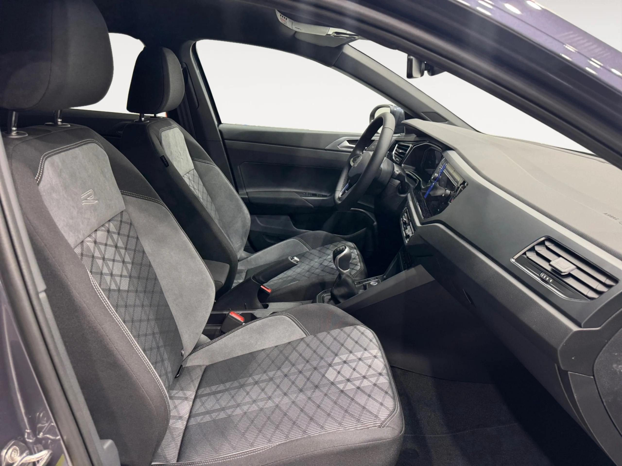 VOLKSWAGEN TAIGO R LINE 1.0 TSI 85KW (115CV) - Foto 5