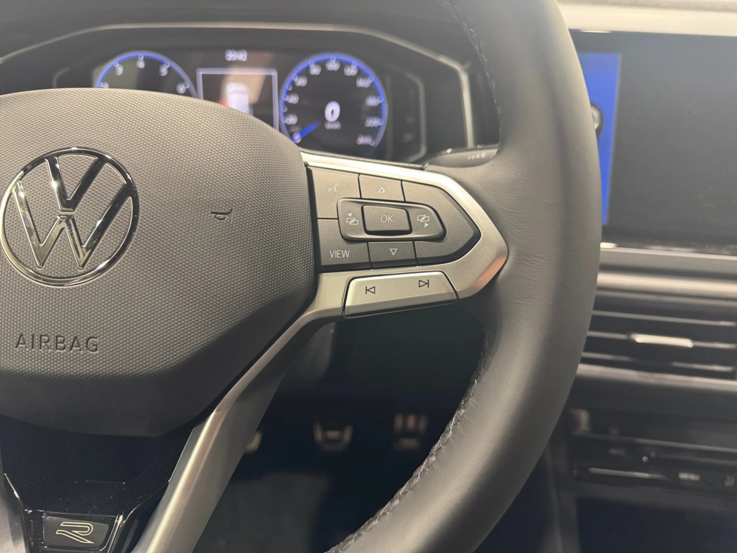 VOLKSWAGEN TAIGO R LINE 1.0 TSI 85KW (115CV) - Foto 10