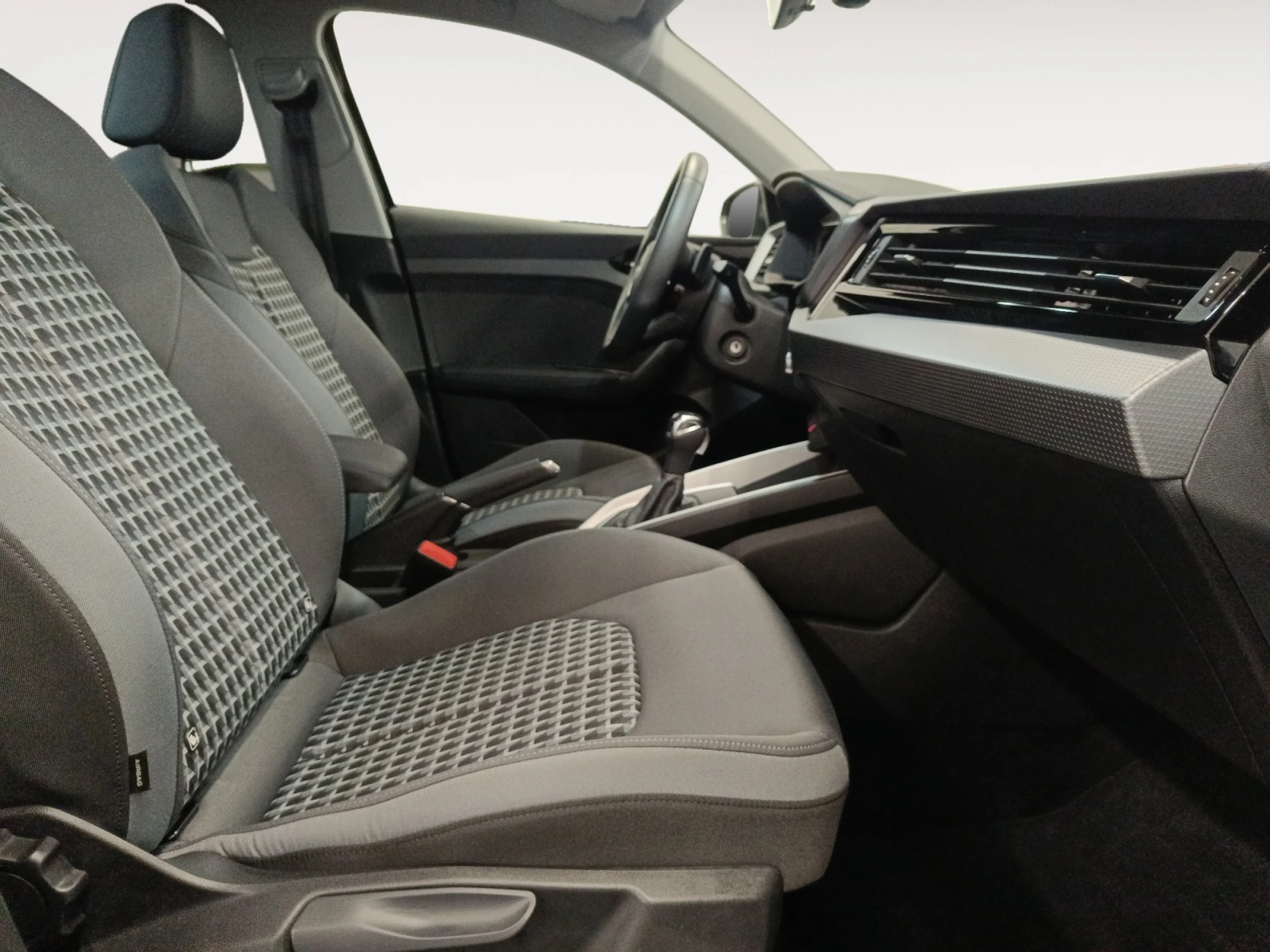 AUDI A1 SPORTBACK ADRENALIN 35 TFSI 110KW S TRON - Foto 5