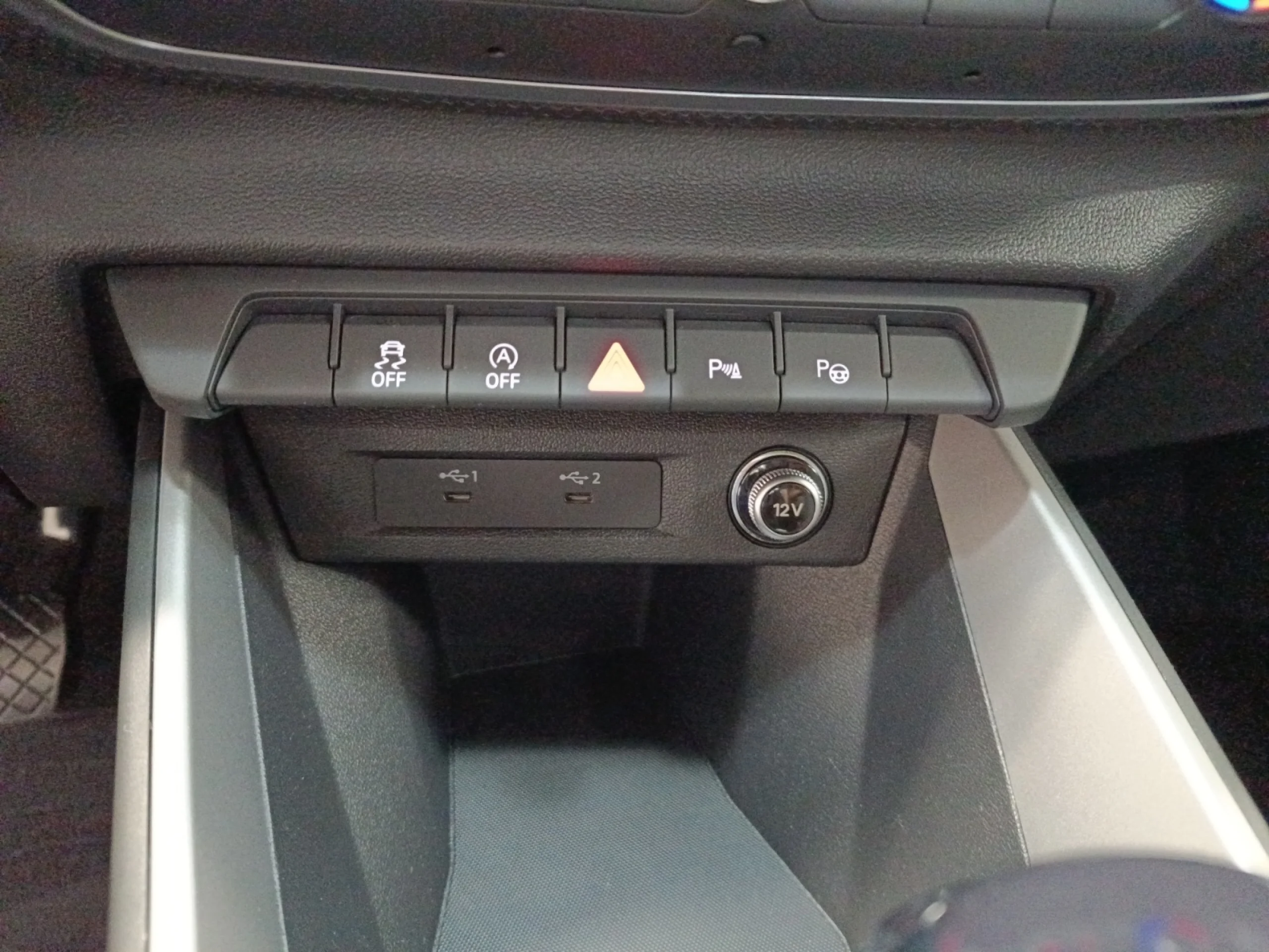 AUDI A1 SPORTBACK ADRENALIN 35 TFSI 110KW S TRON - Foto 13