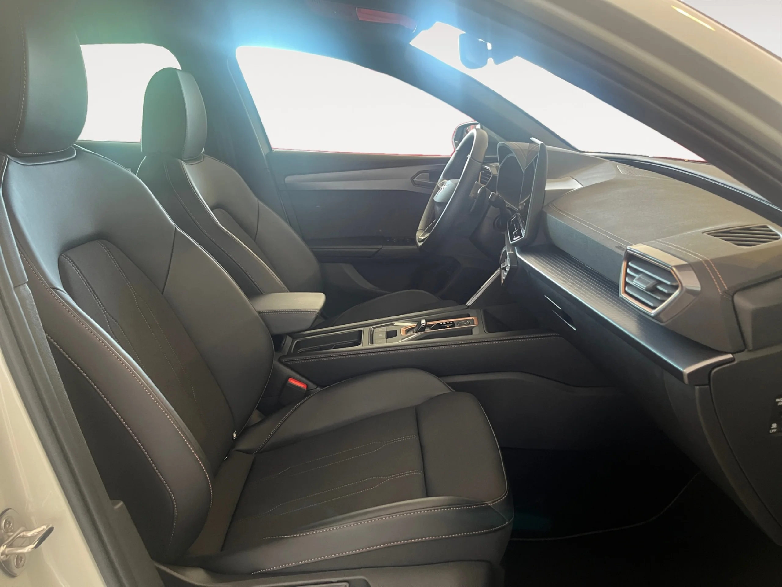 CUPRA LEON SP 1.5 TSI E HYBRID 150W (204CV) DSG - Foto 5