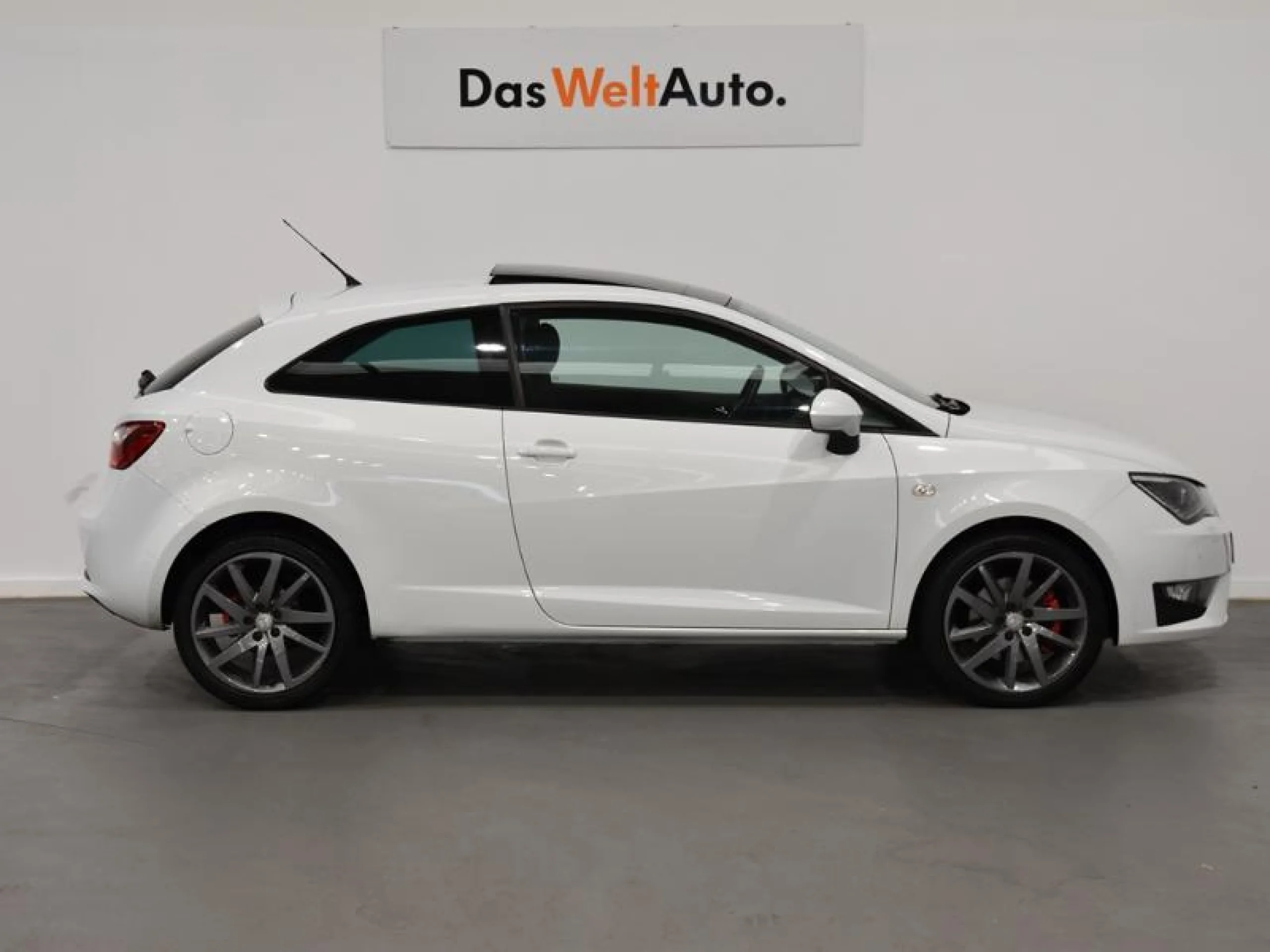 SEAT IBIZA SC 1.6 TDI 105CV FR - Foto 3