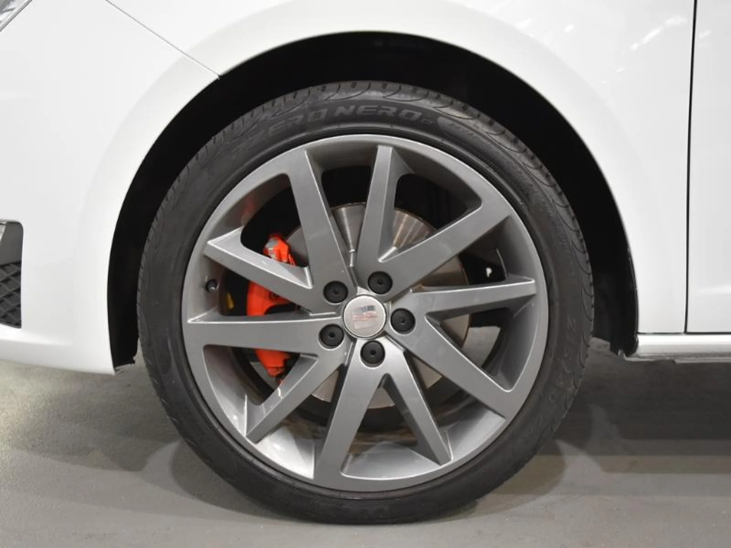 SEAT IBIZA SC 1.6 TDI 105CV FR - Foto 8