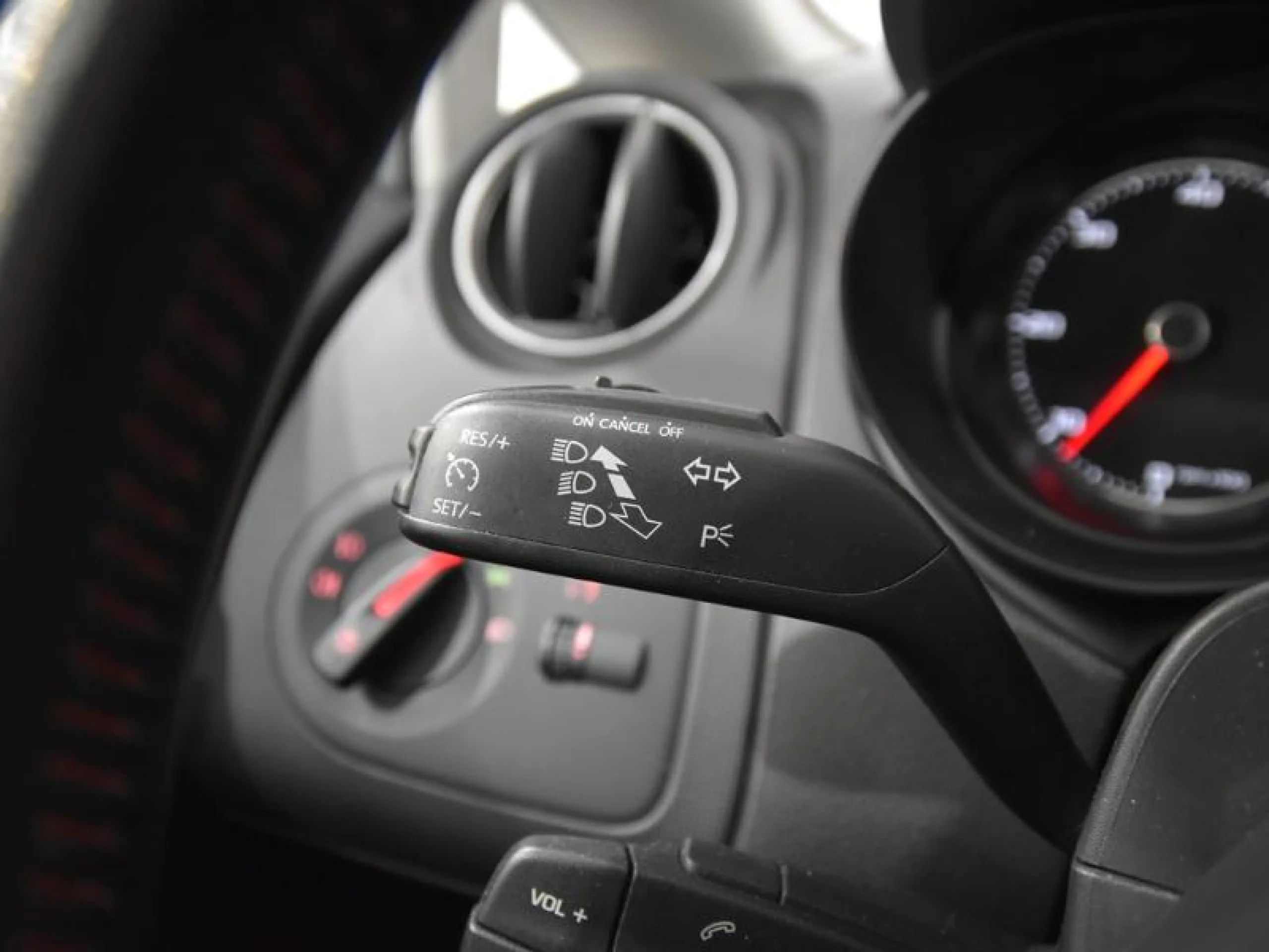 SEAT IBIZA SC 1.6 TDI 105CV FR - Foto 16