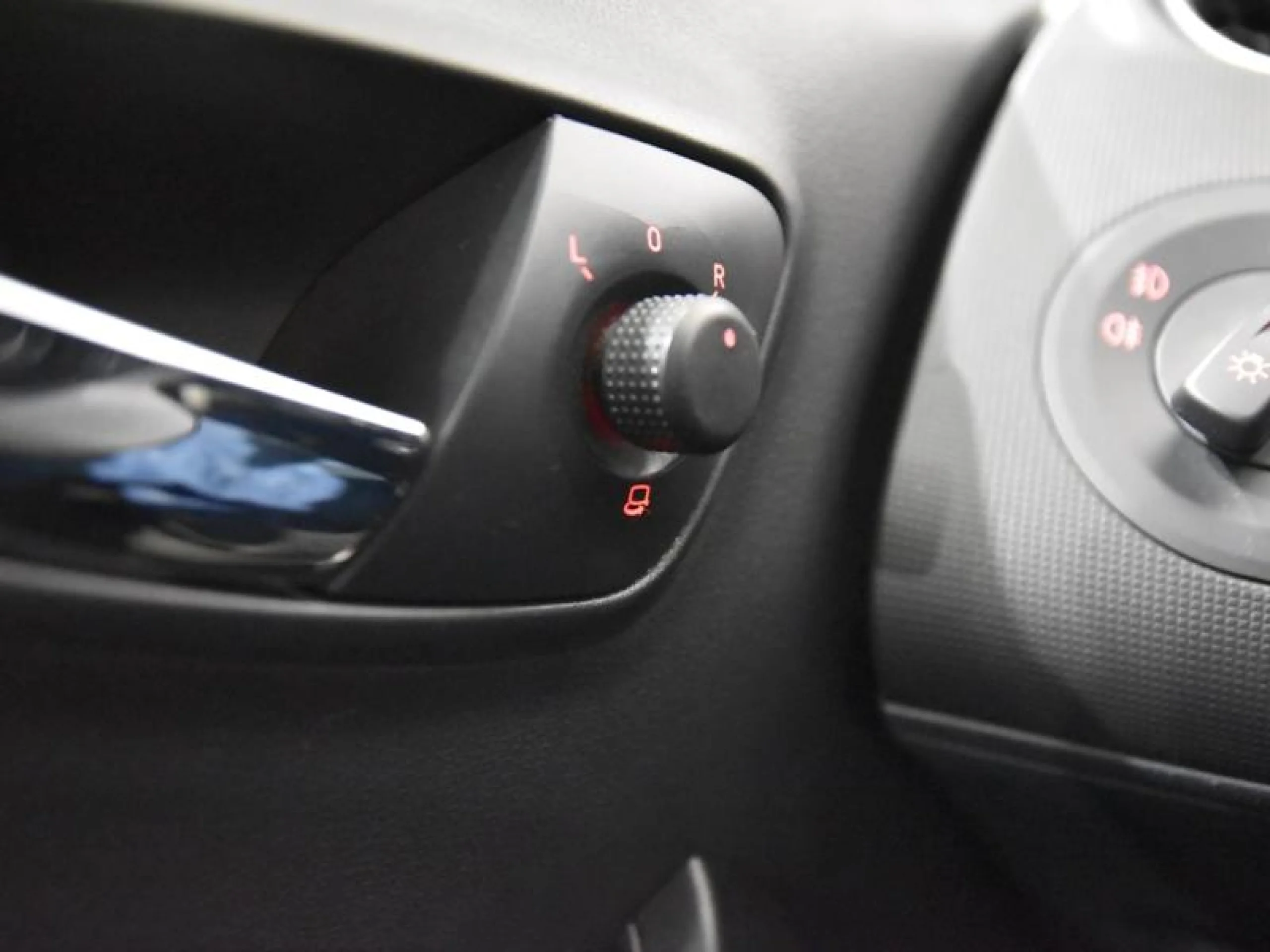 SEAT IBIZA SC 1.6 TDI 105CV FR - Foto 18