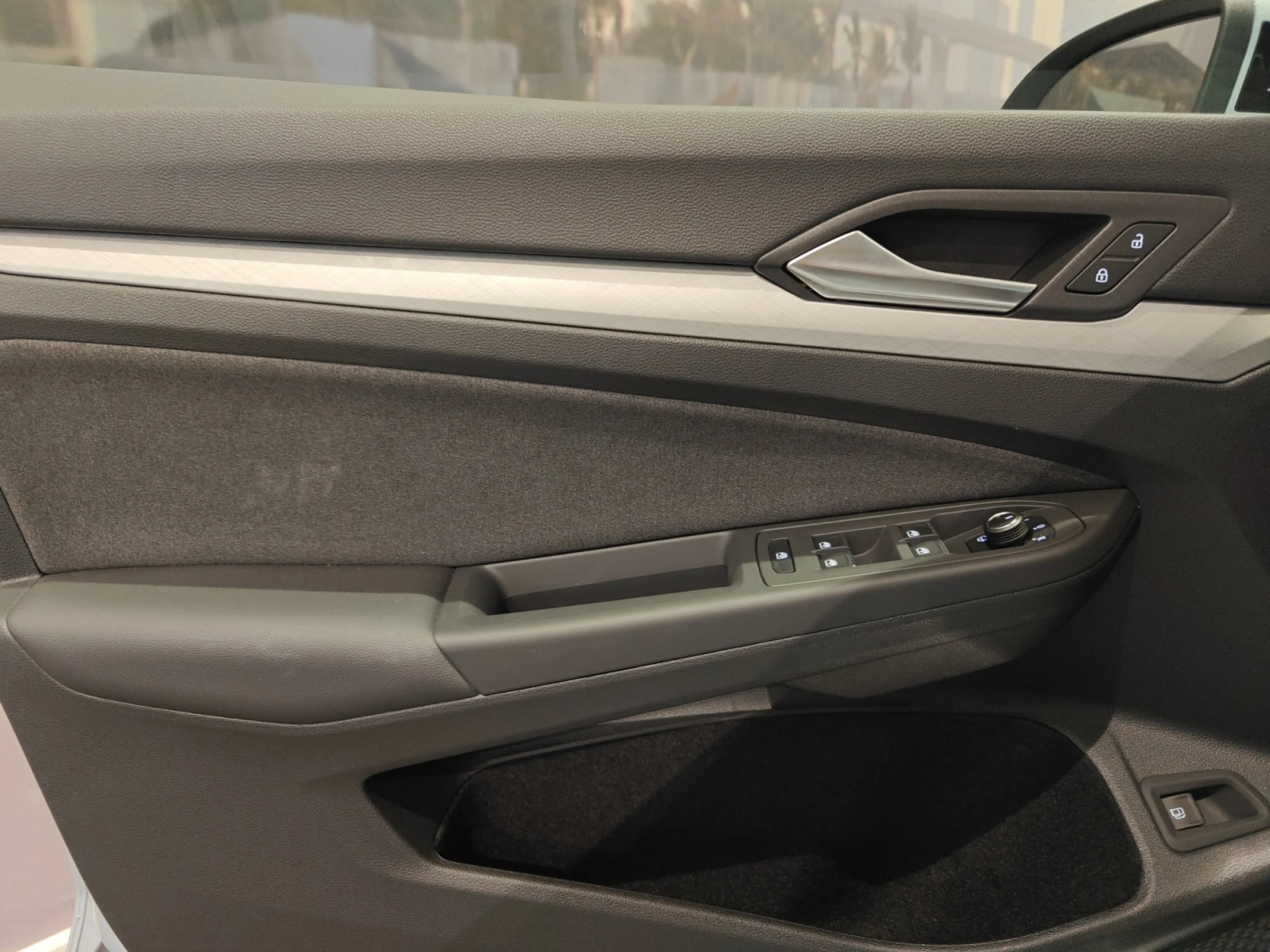 VOLKSWAGEN GOLF MATCH 1.5 PHEV 110KW / 85KW DSG - Foto 13