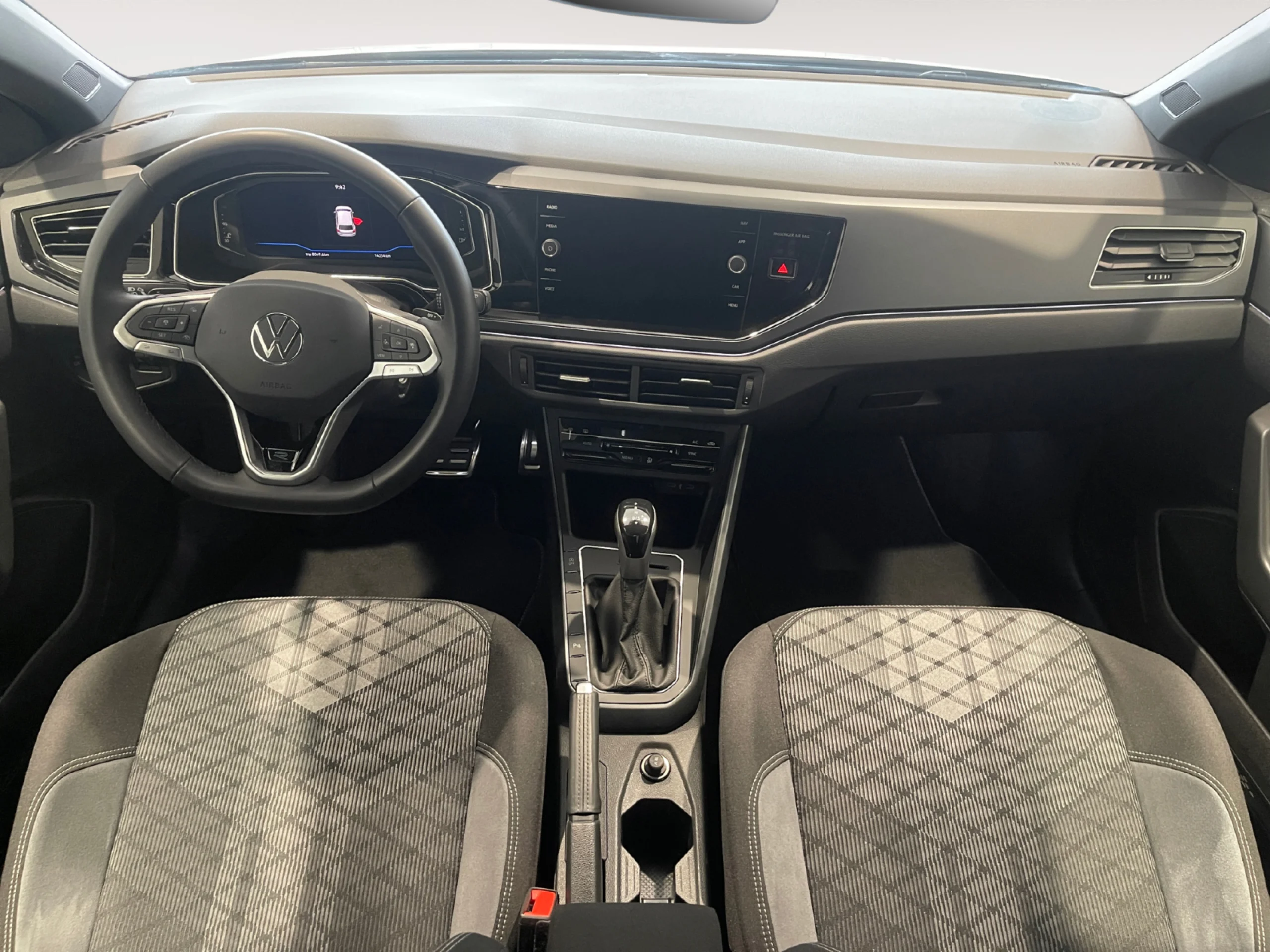 VOLKSWAGEN POLO R LINE 1.0 TSI 85KW (115CV) DSG - Foto 4