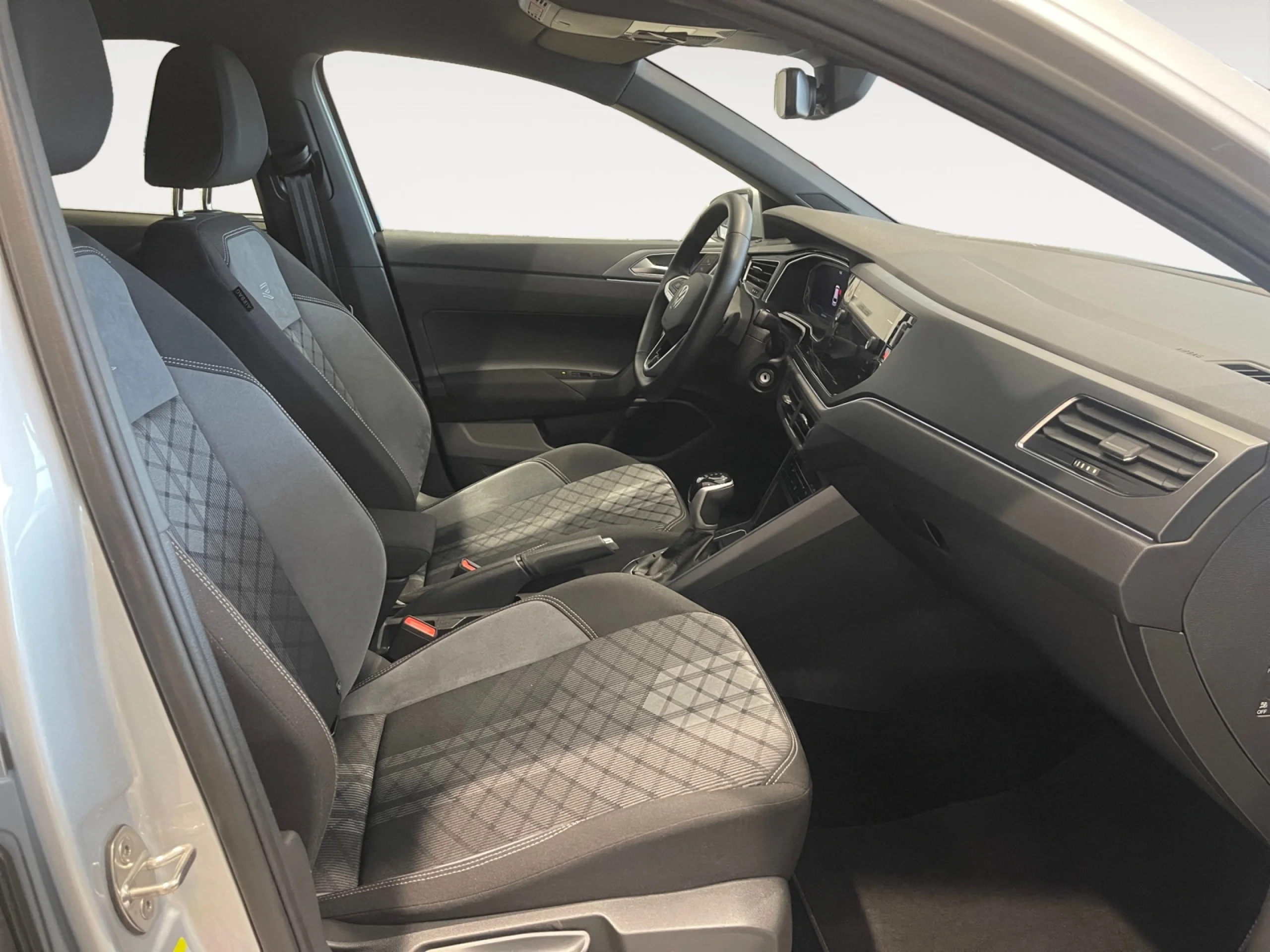 VOLKSWAGEN POLO R LINE 1.0 TSI 85KW (115CV) DSG - Foto 5