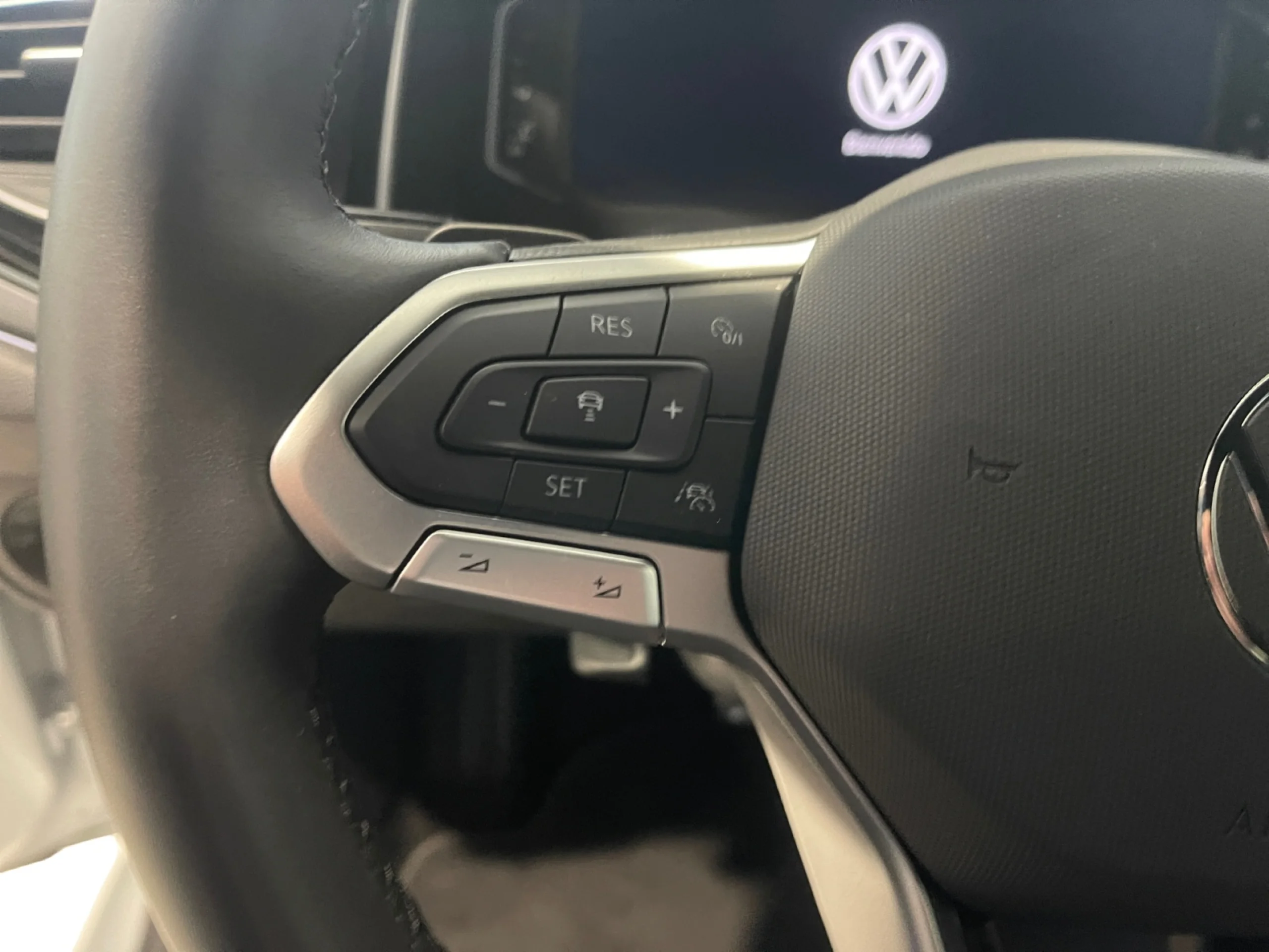 VOLKSWAGEN POLO R LINE 1.0 TSI 85KW (115CV) DSG - Foto 9