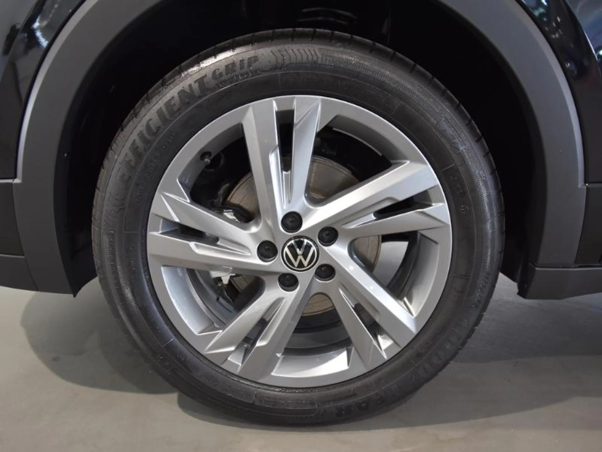 VOLKSWAGEN T CROSS R LINE 1.0 TSI 85KW (115CV) DSG - Foto 7