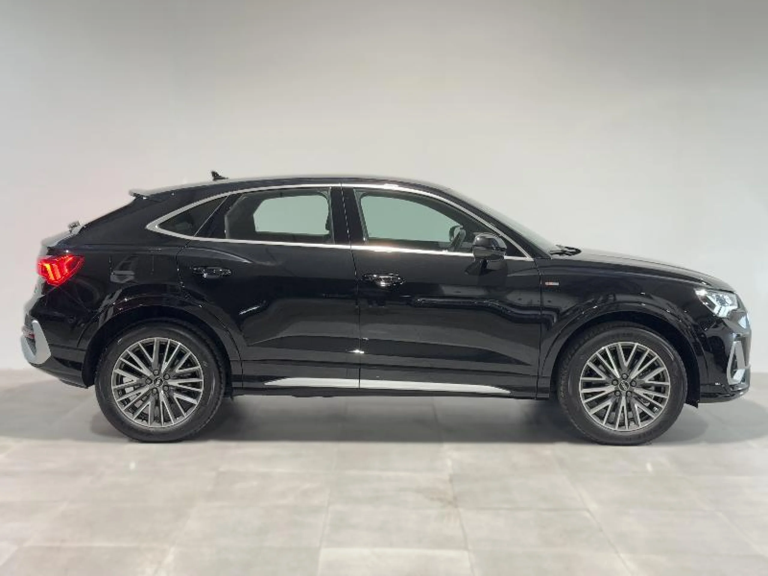 AUDI Q3 40 TDI 147KW S TRONIC QUATTRO S LINE - Foto 3