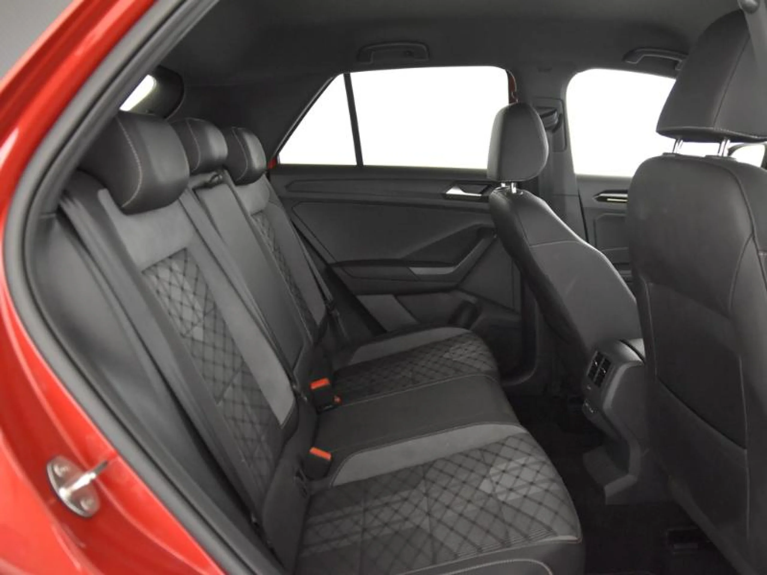 VOLKSWAGEN T ROC R LINE 1.5 TSI 110KW (150CV) DSG - Foto 6