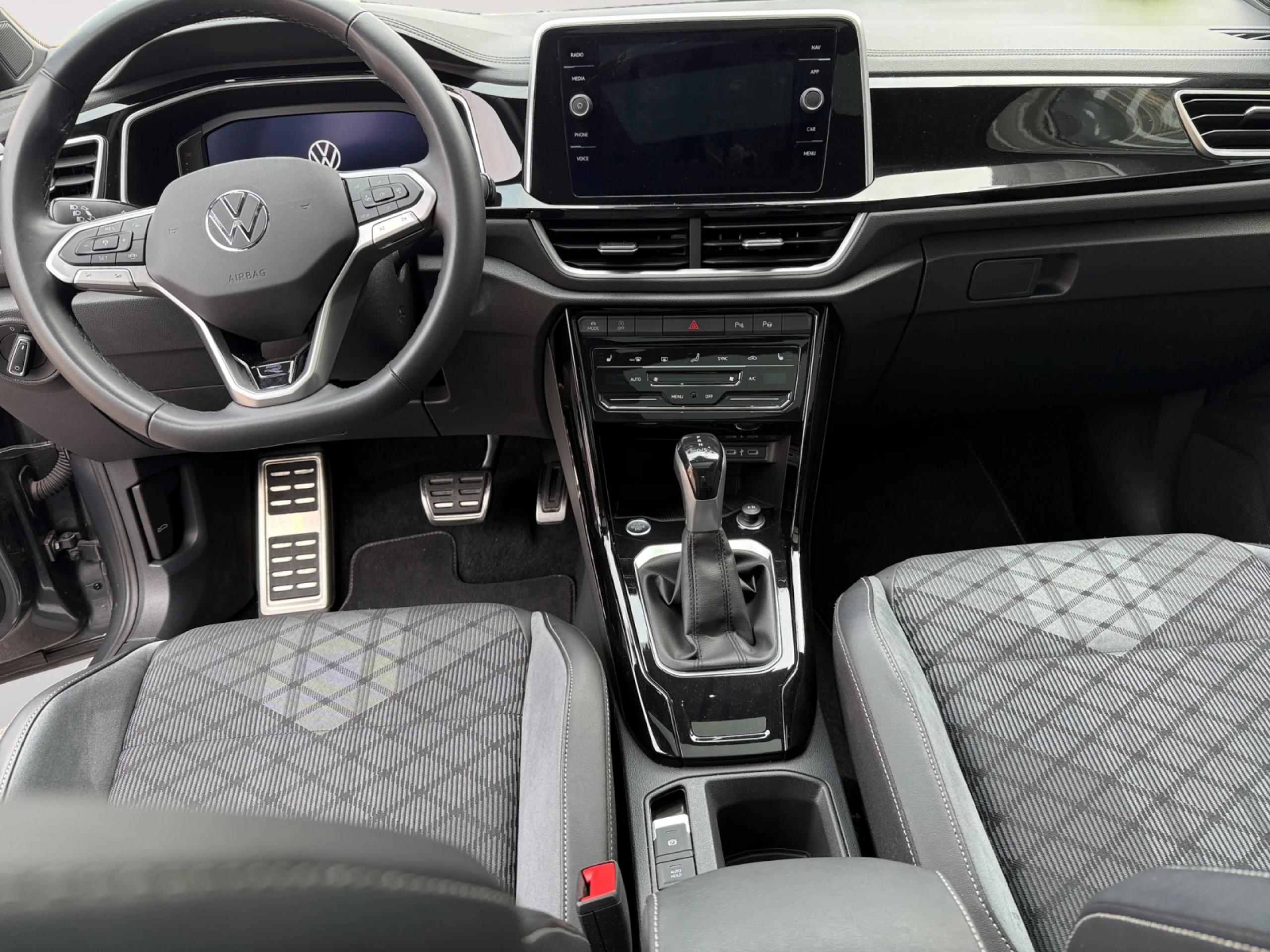 VOLKSWAGEN T ROC T ROC R LINE 2.0 TDI 110 KW (150 CV)  AUTOM TICO DSG 7 VEL. - Foto 4