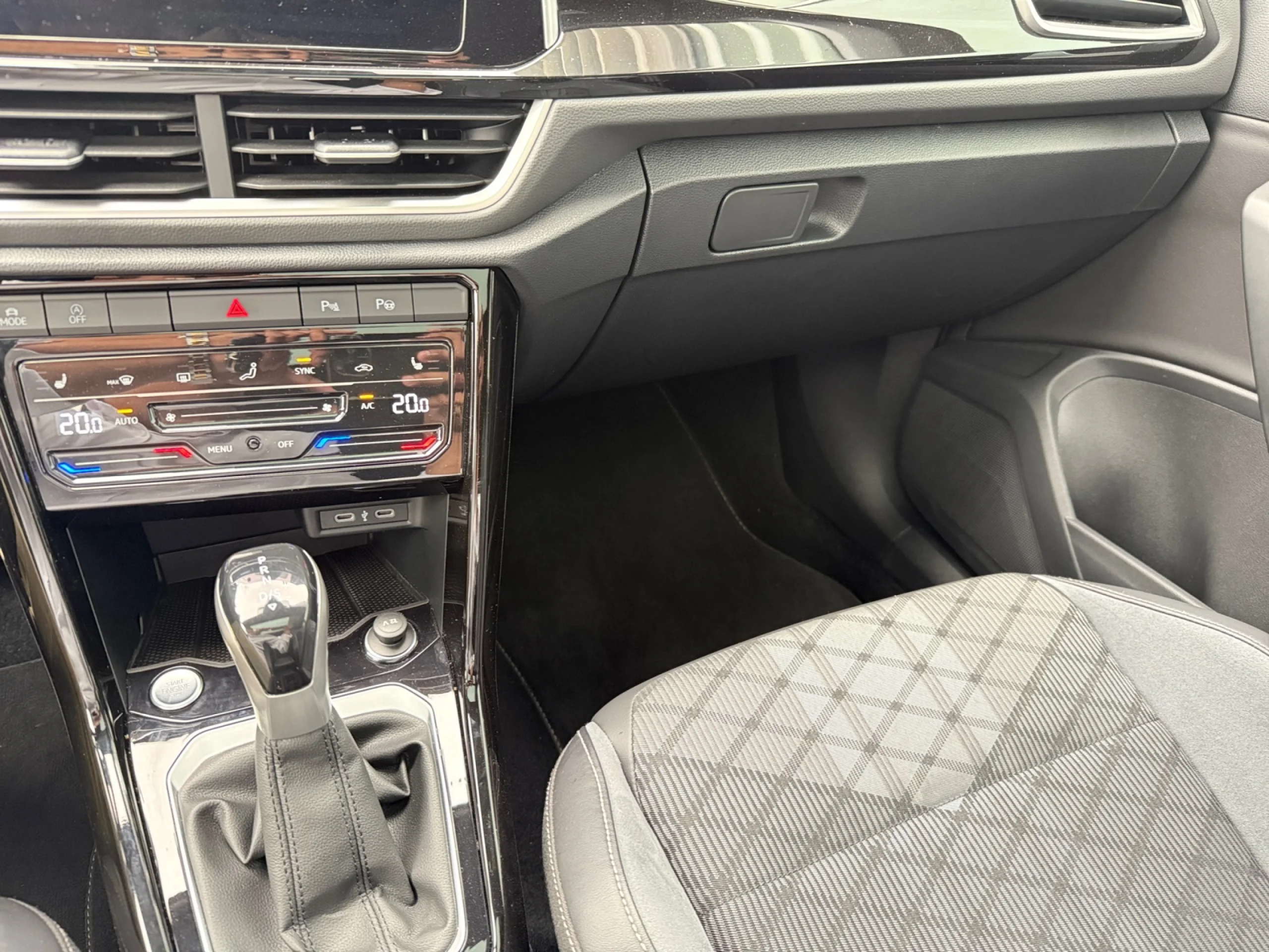 VOLKSWAGEN T ROC T ROC R LINE 2.0 TDI 110 KW (150 CV)  AUTOM TICO DSG 7 VEL. - Foto 17