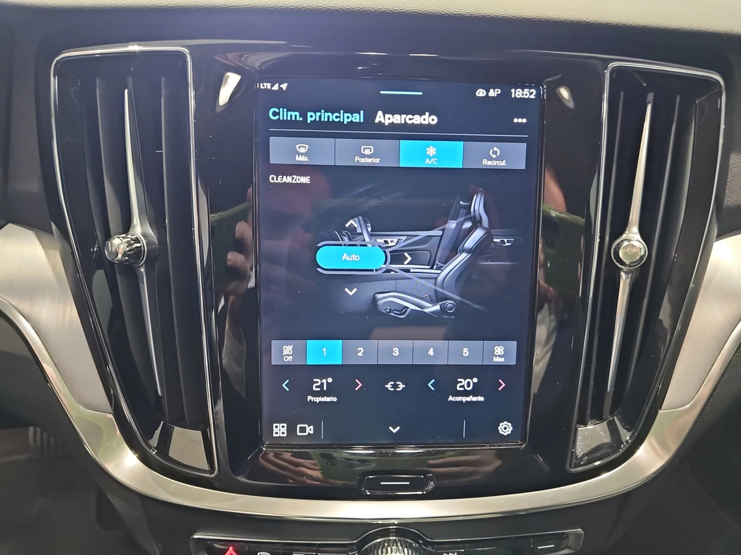 VOLVO V60 2.0 B4 (G) CORE AUTO - Foto 14