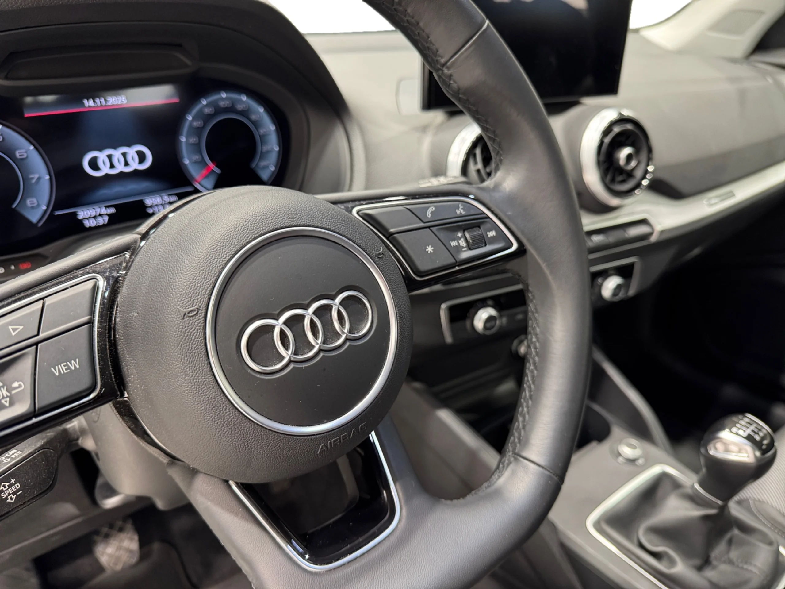 AUDI Q2 S LINE 35 TFSI 110KW (150CV) - Foto 13