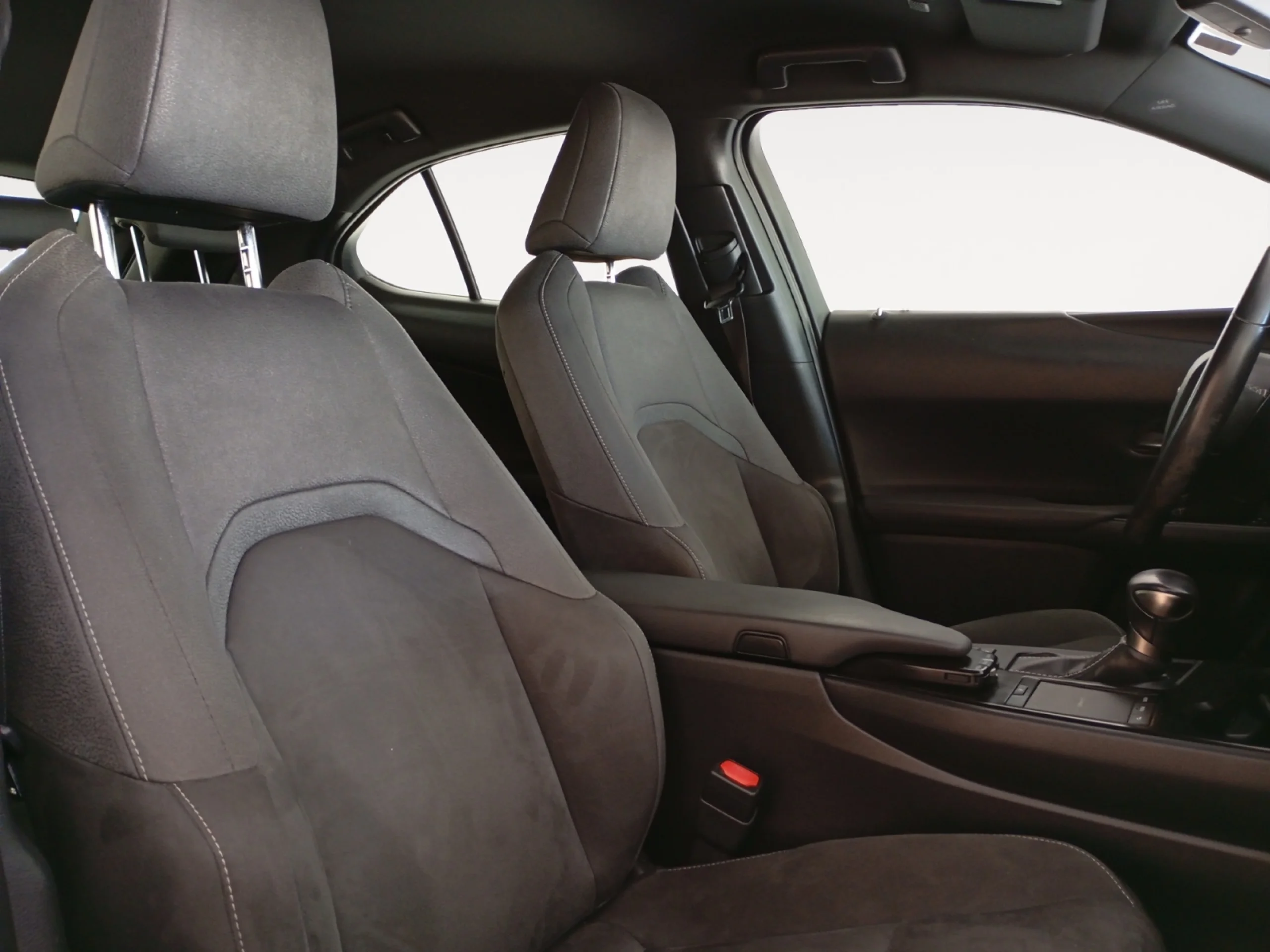 Lexus UX 2.0 250H BUSINESS - Foto 5