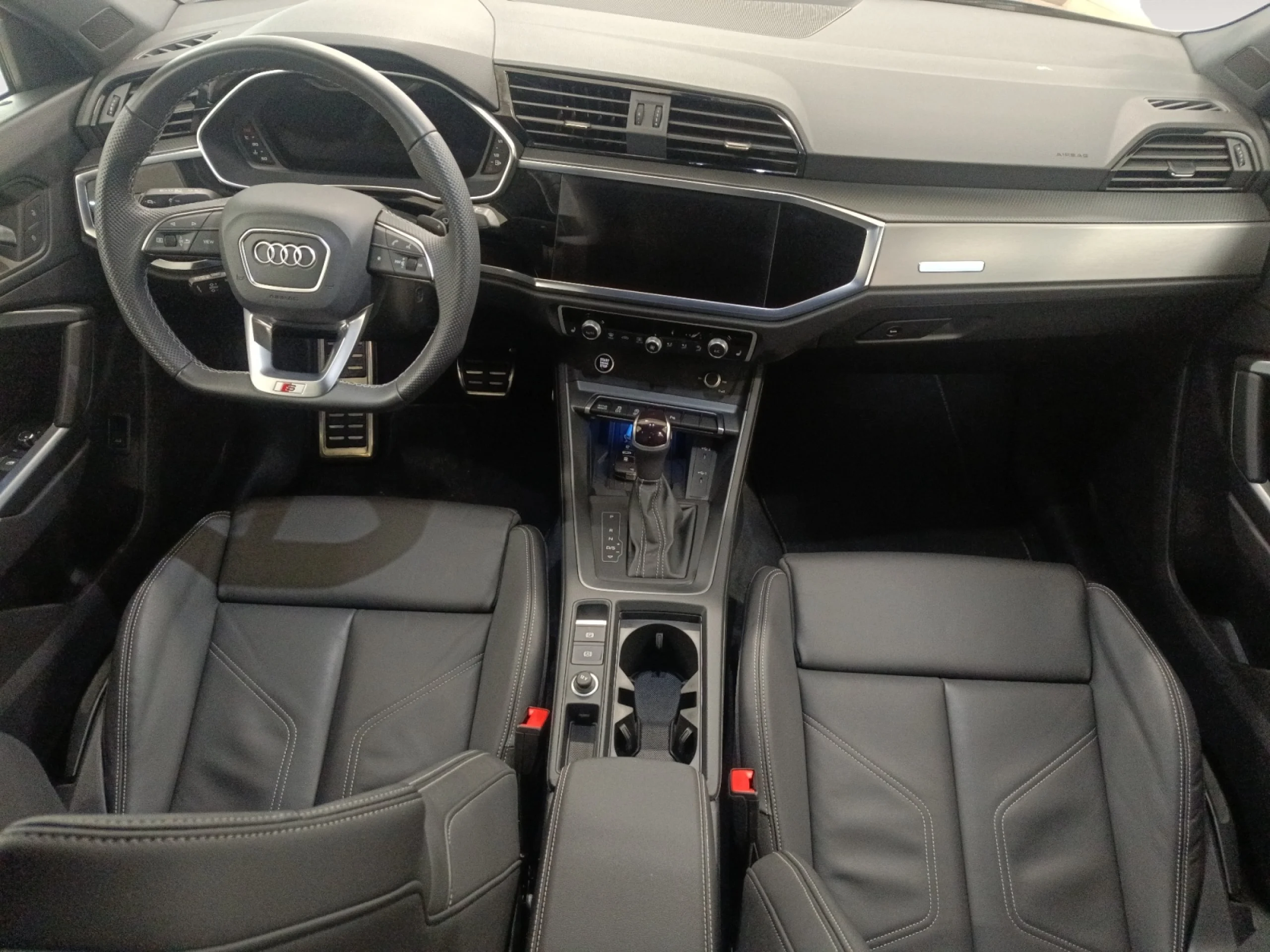 AUDI Q3 SPORTBACK BLACK LINE 35 TDI 110KW (150CV) S TRONIC - Foto 4