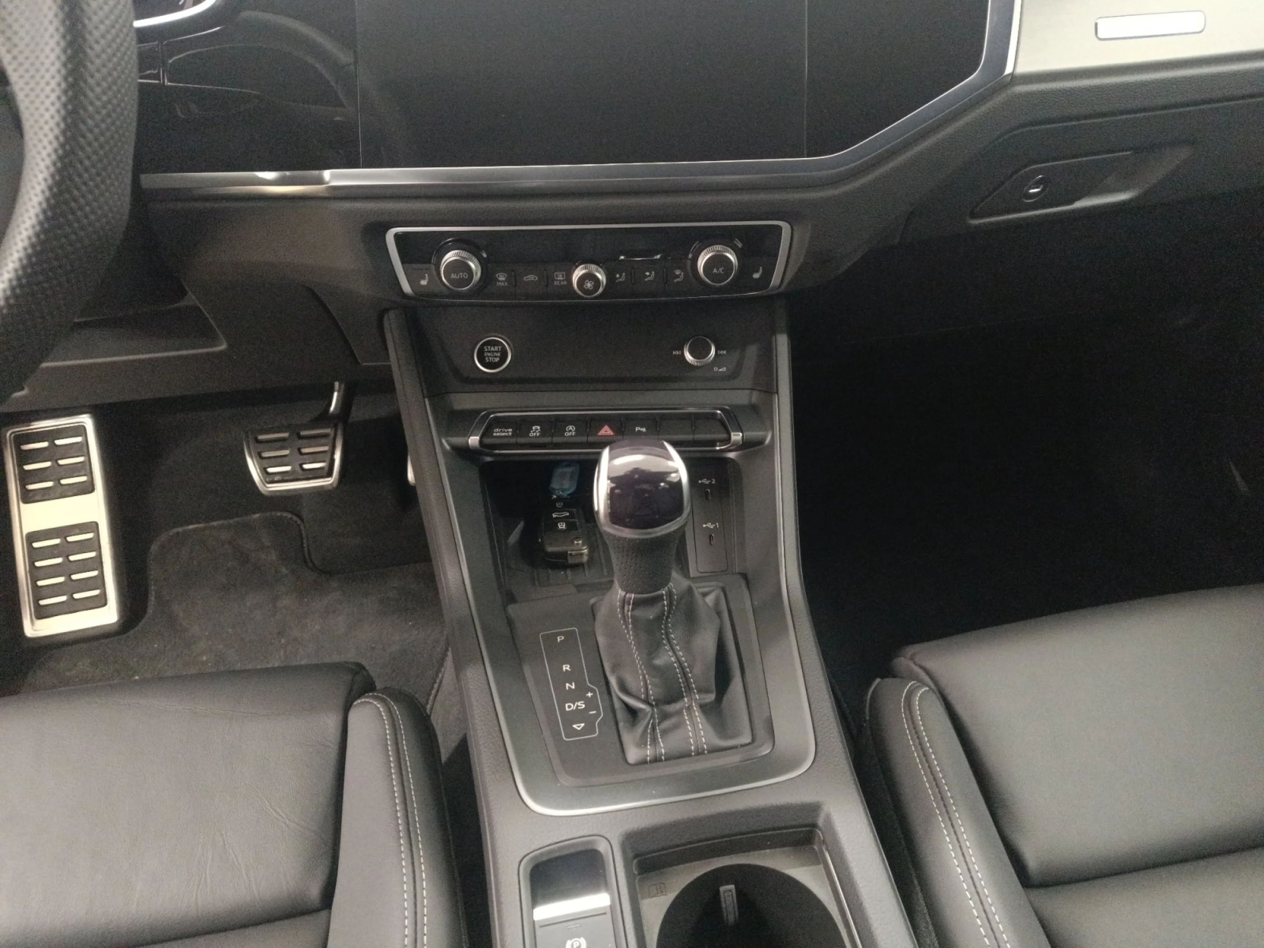 AUDI Q3 SPORTBACK BLACK LINE 35 TDI 110KW (150CV) S TRONIC - Foto 18