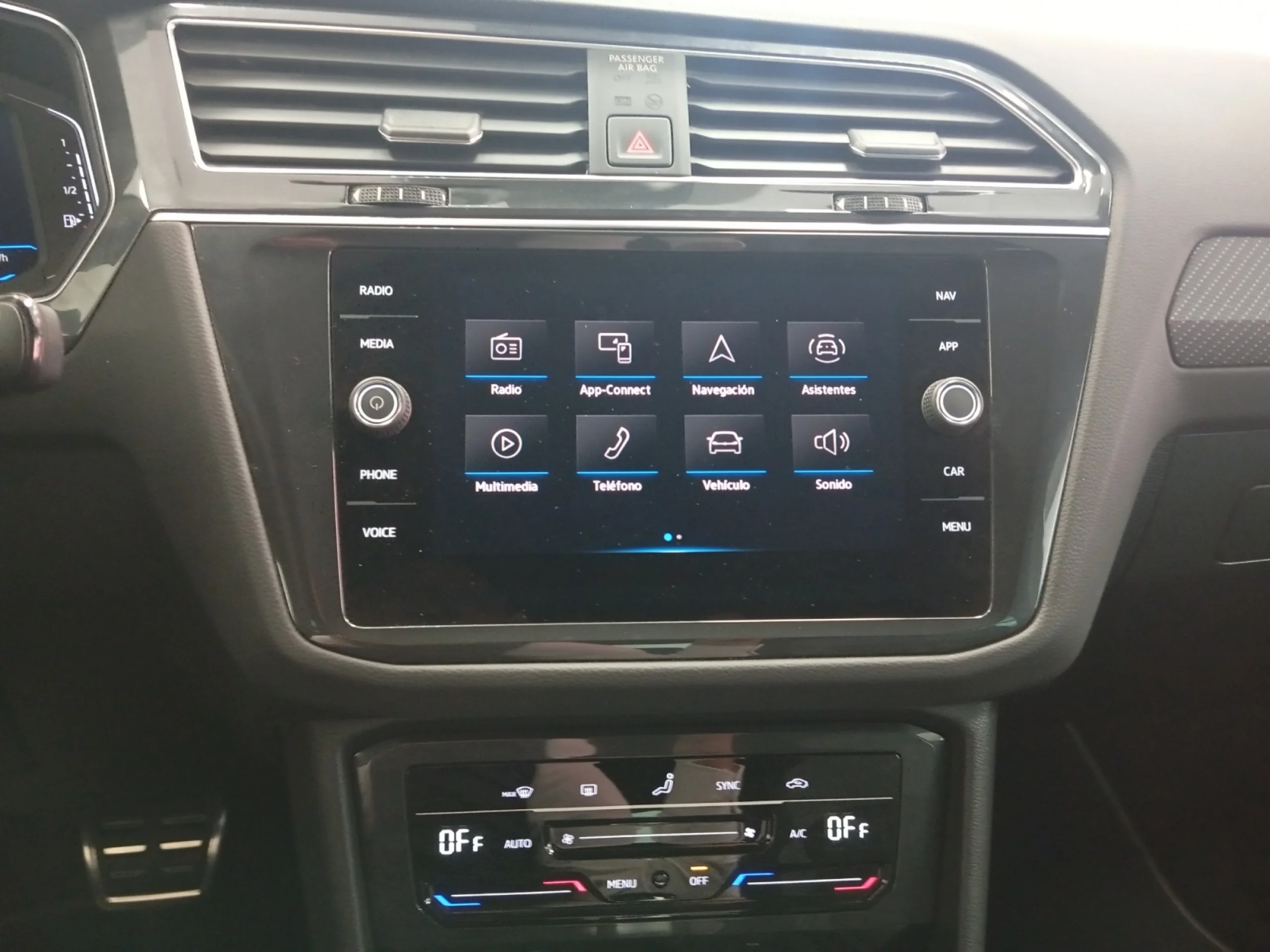 VOLKSWAGEN TIGUAN R LINE 2.0 TDI 110KW (150CV) DSG - Foto 9