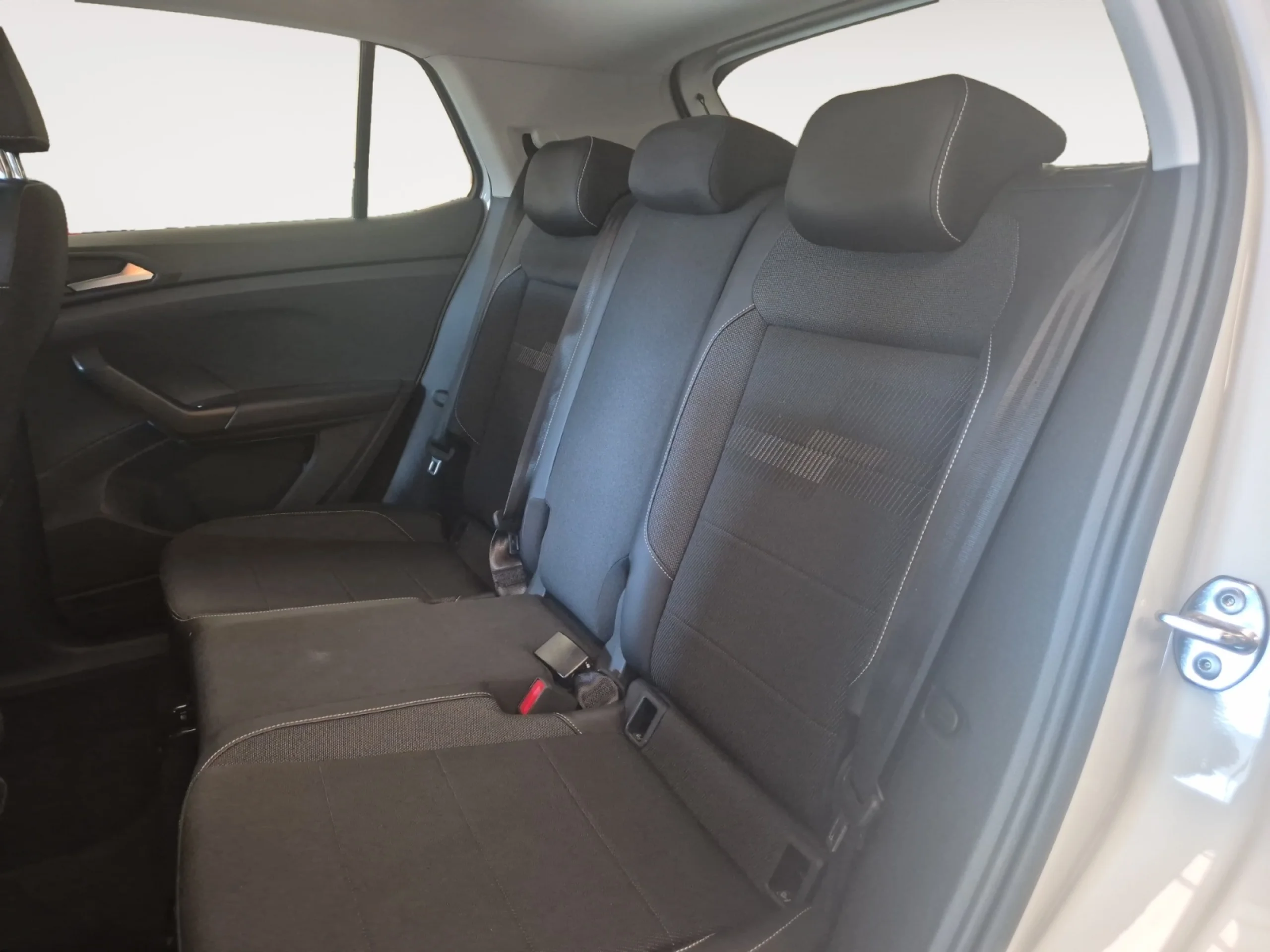 VOLKSWAGEN T CROSS ADVANCE 1.0 TSI 81KW (110CV) DSG - Foto 6
