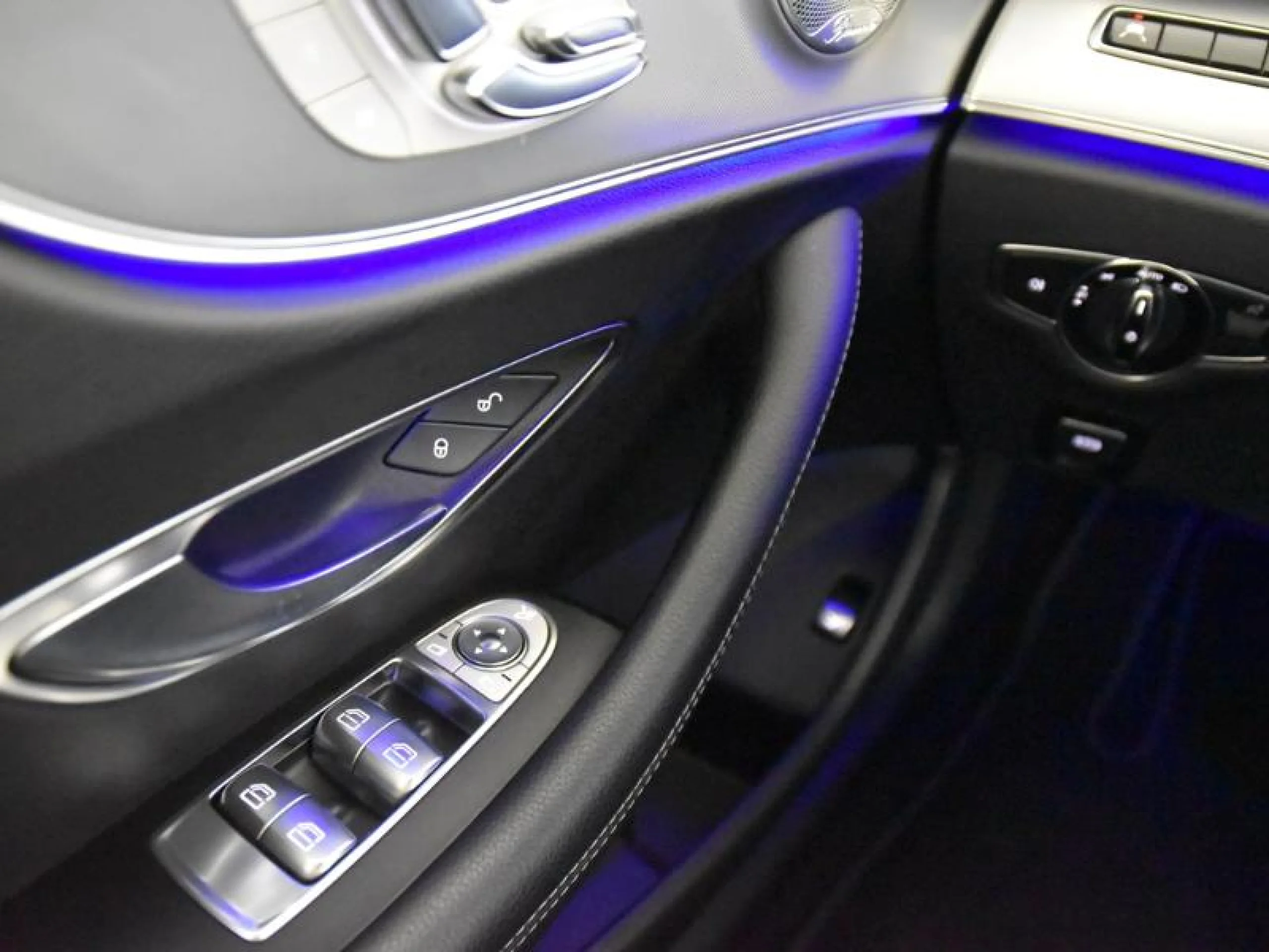 MERCEDES-BENZ Clase e COUPÉ E 220 D - Foto 19