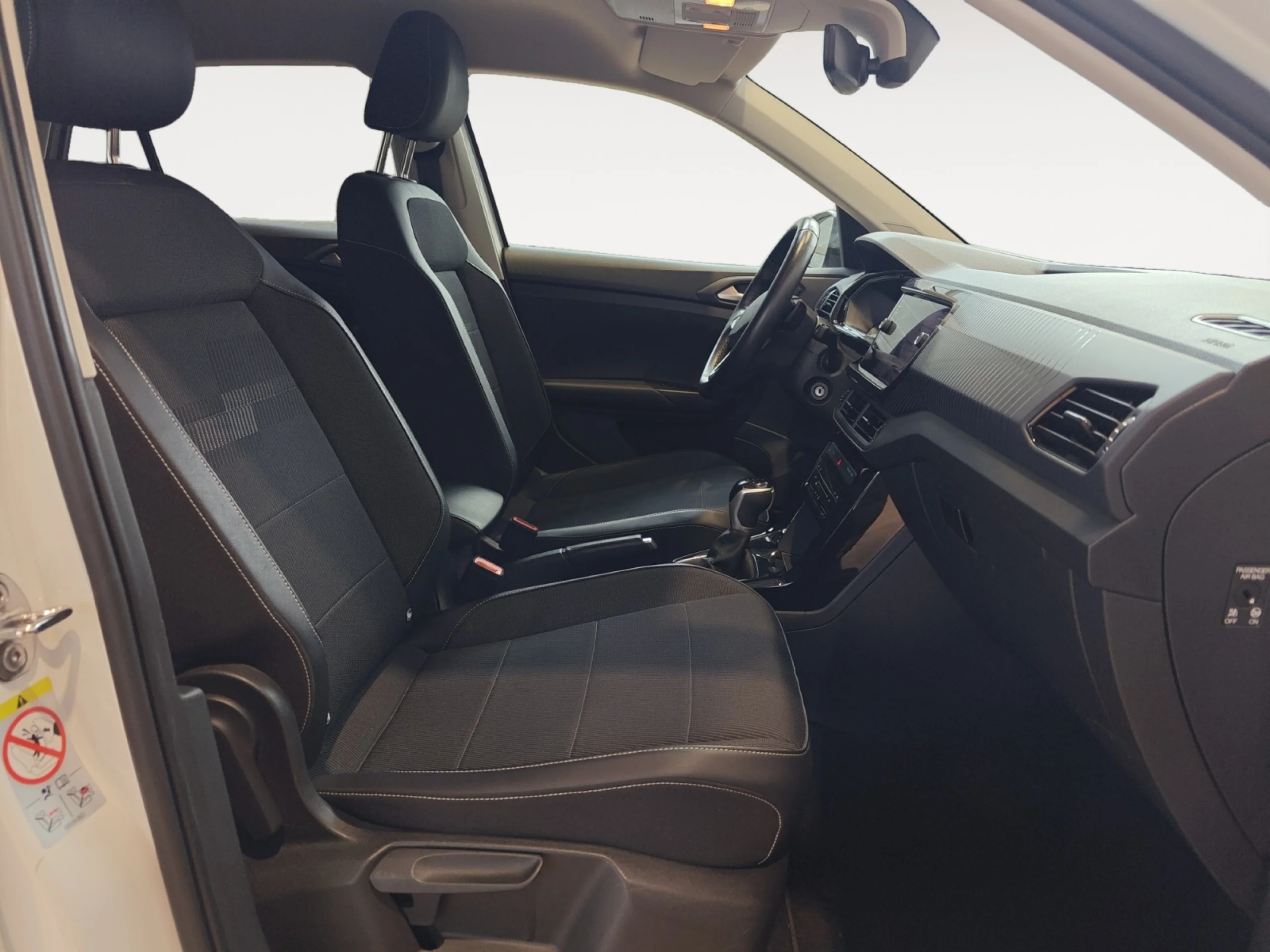 VOLKSWAGEN T CROSS ADVANCE 1.0 TSI 81KW (110CV) DSG - Foto 5