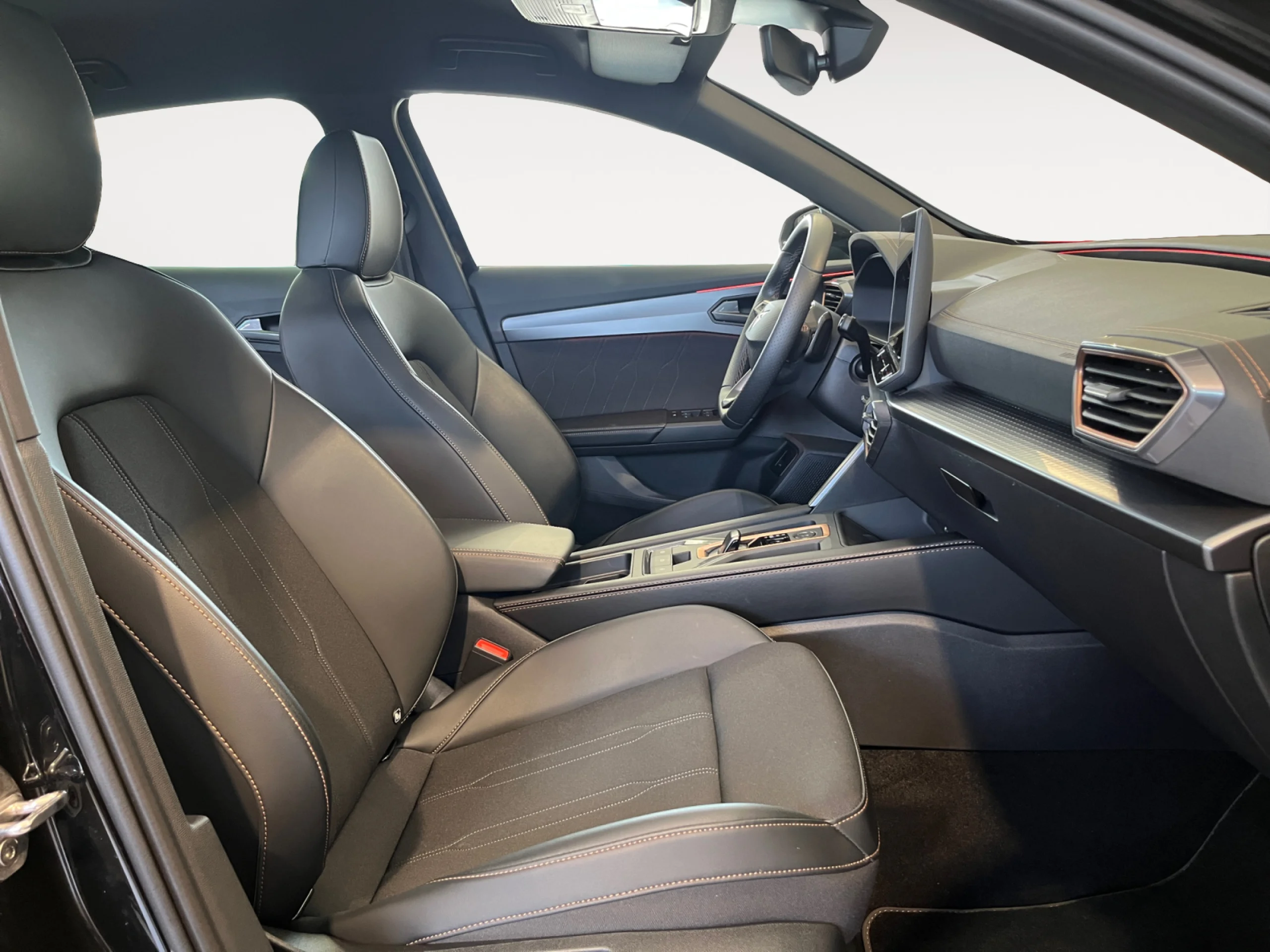 CUPRA FORMENTOR 1.5 ETSI 110KW (150 CV) DSG - Foto 5