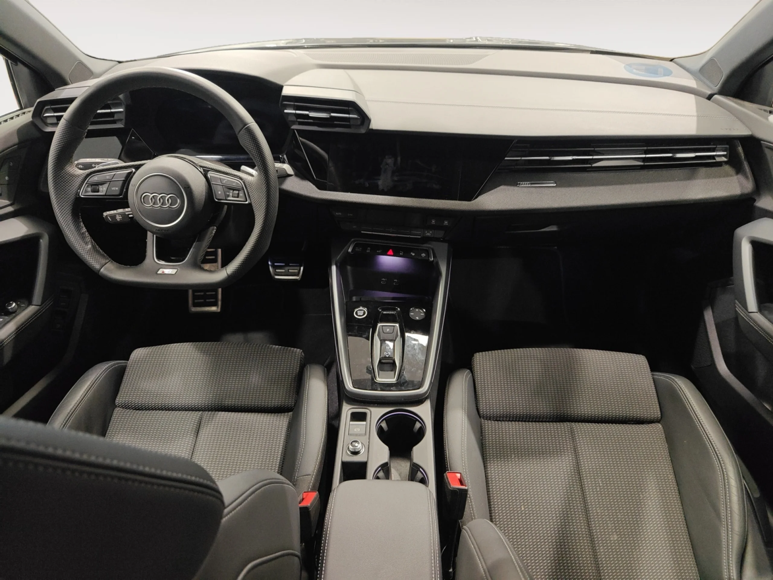 AUDI A3 SPORTBACK GENUINE 40 TFSI E 150KW S TRON - Foto 4