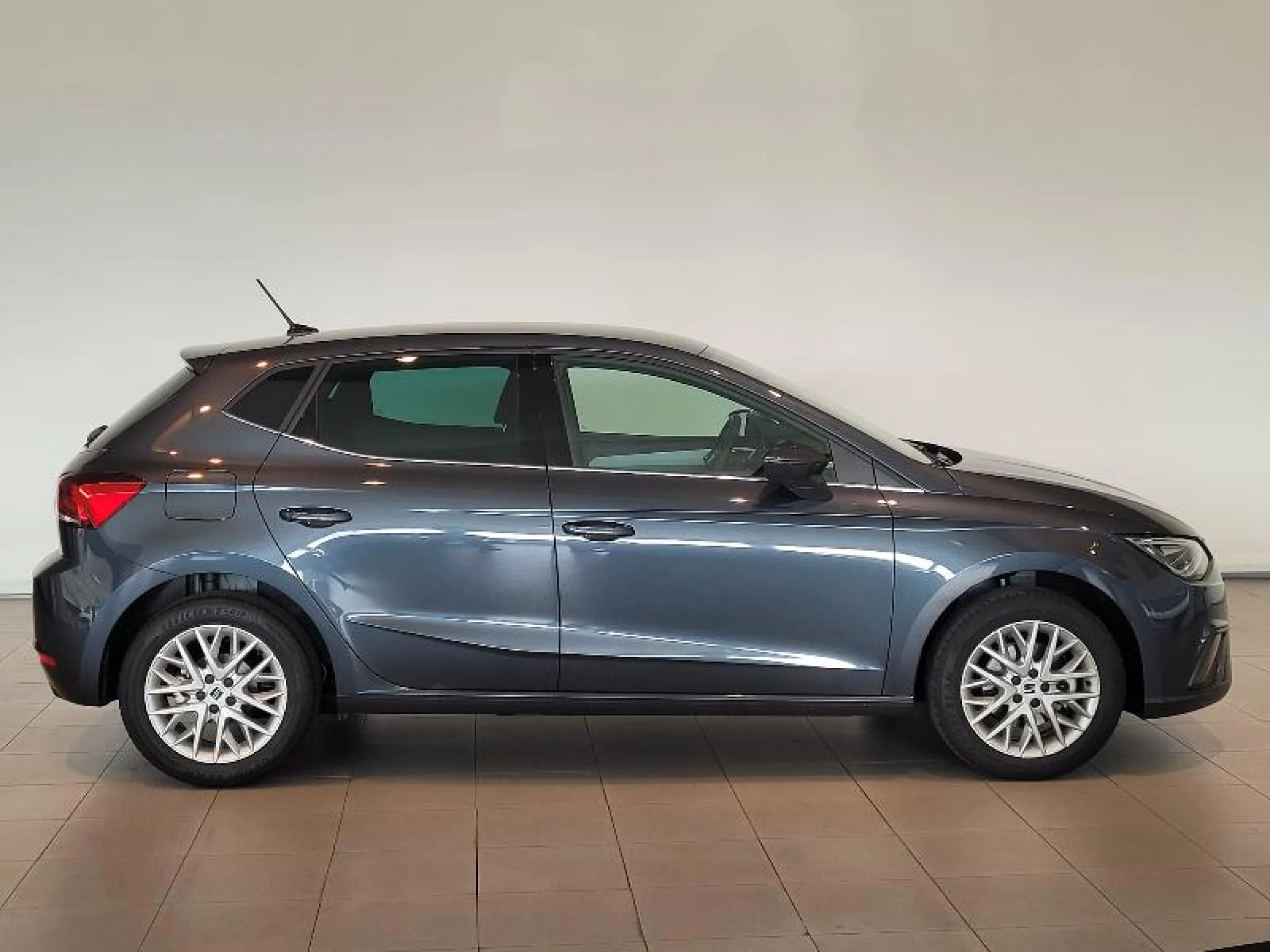 SEAT IBIZA IBIZA 1.0 85 KW (115 CV) START/STOP SPECIAL EDITION - Foto 2