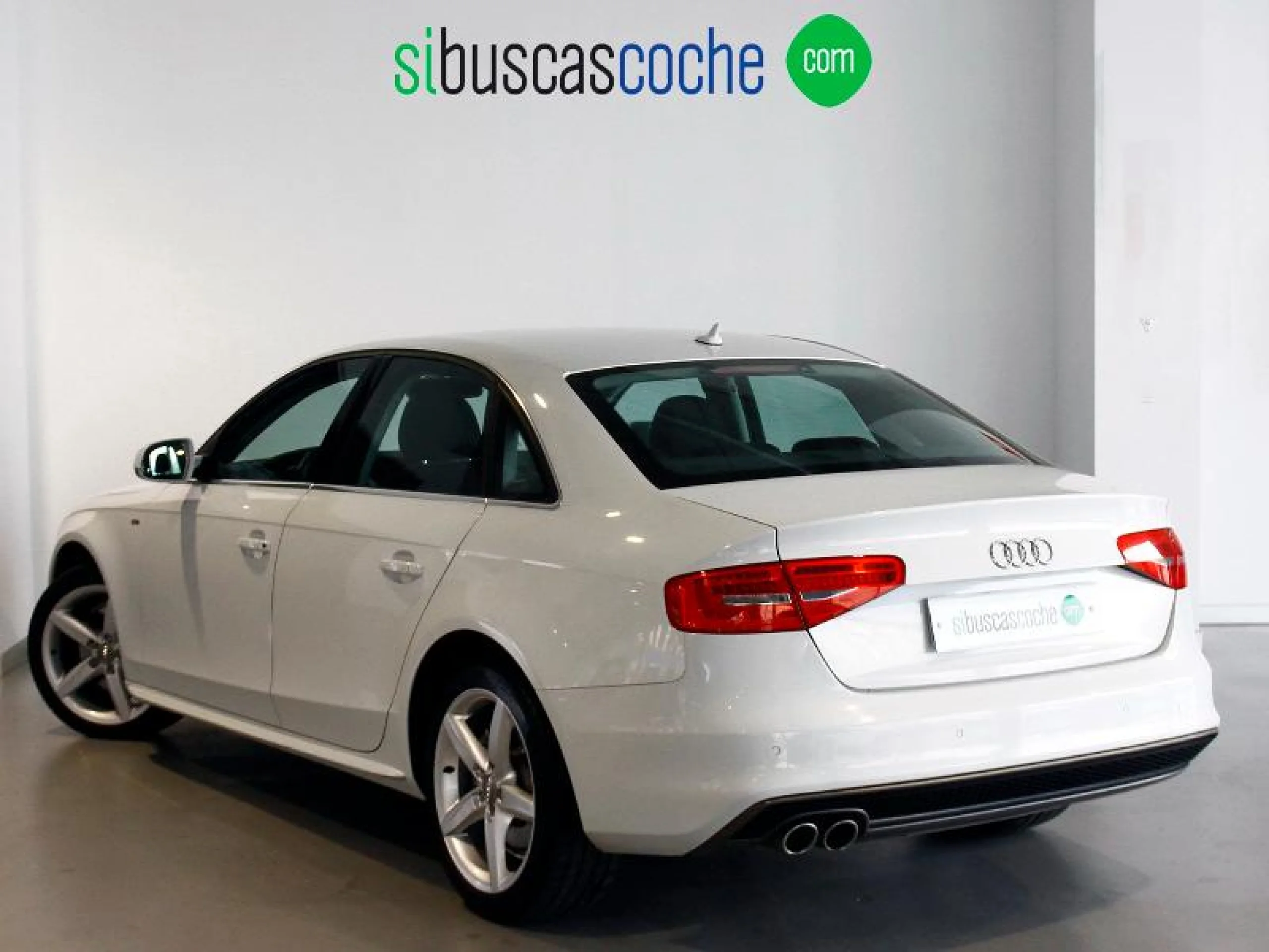 AUDI A4 2.0 TDI 150CV MULTITRONIC S LINE EDITION - Foto 2