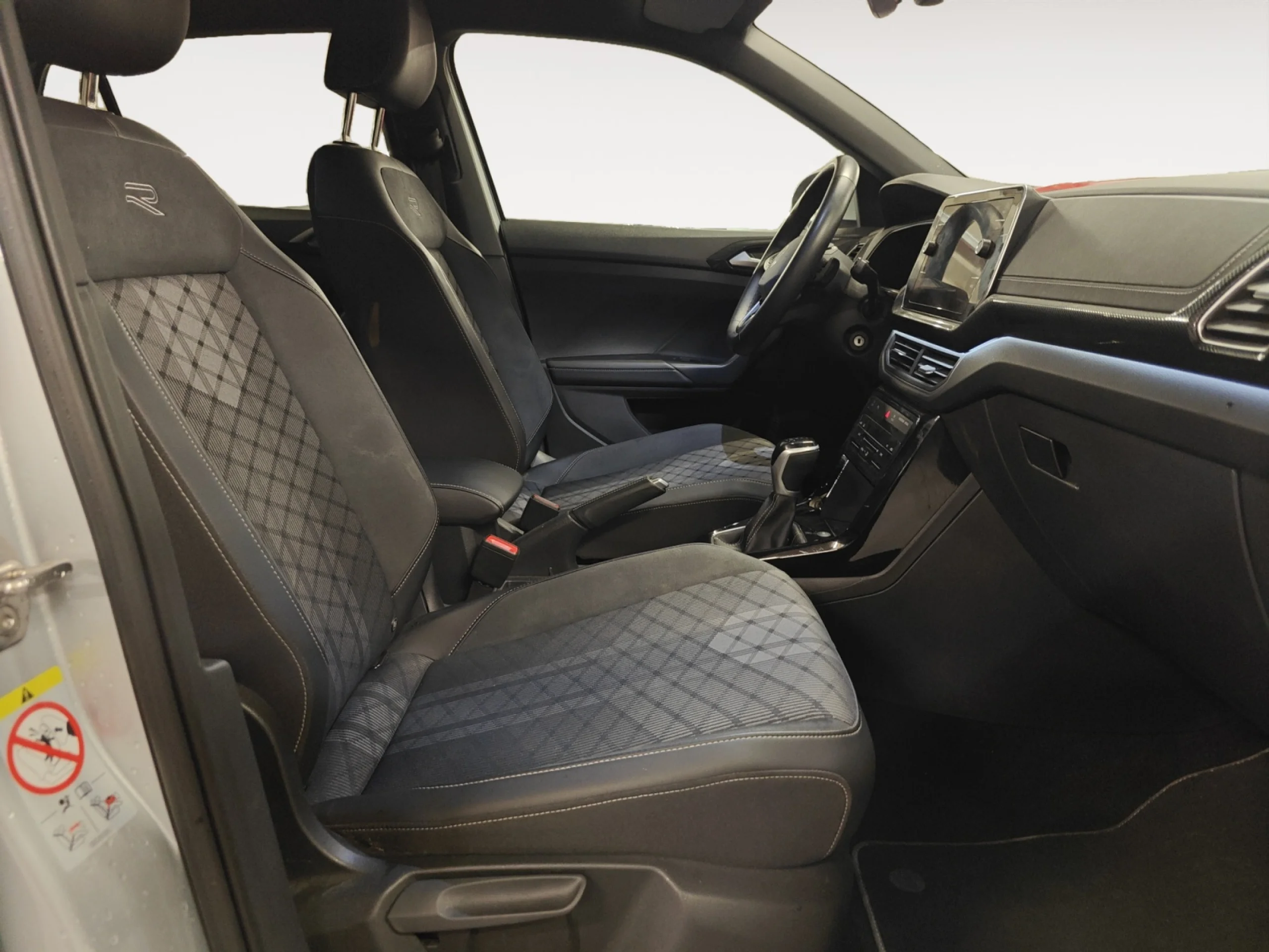 VOLKSWAGEN T CROSS R LINE 1.0 TSI 85KW (115CV) DSG - Foto 5