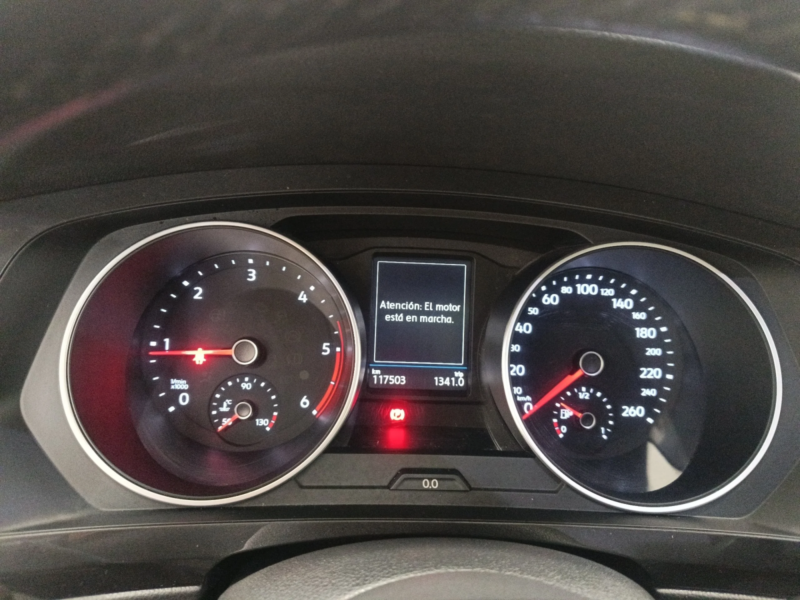 VOLKSWAGEN TIGUAN URBAN SPORT 2.0 TDI 110KW (150CV) - Foto 15